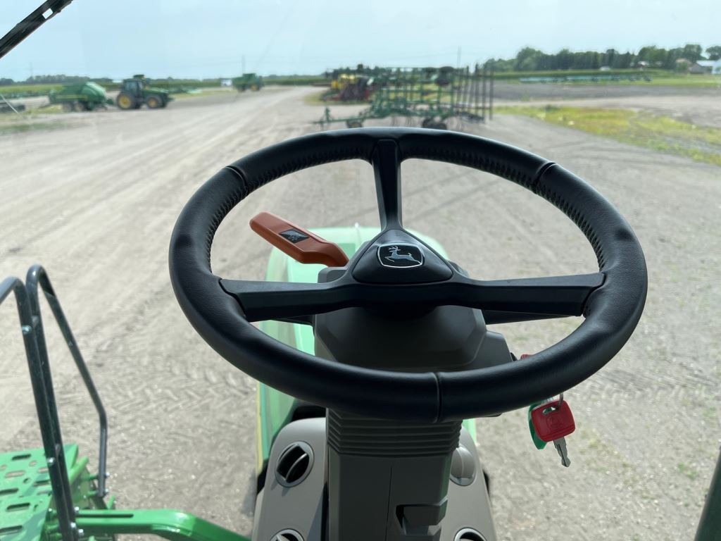2024 John Deere 8RT 370 Tractor