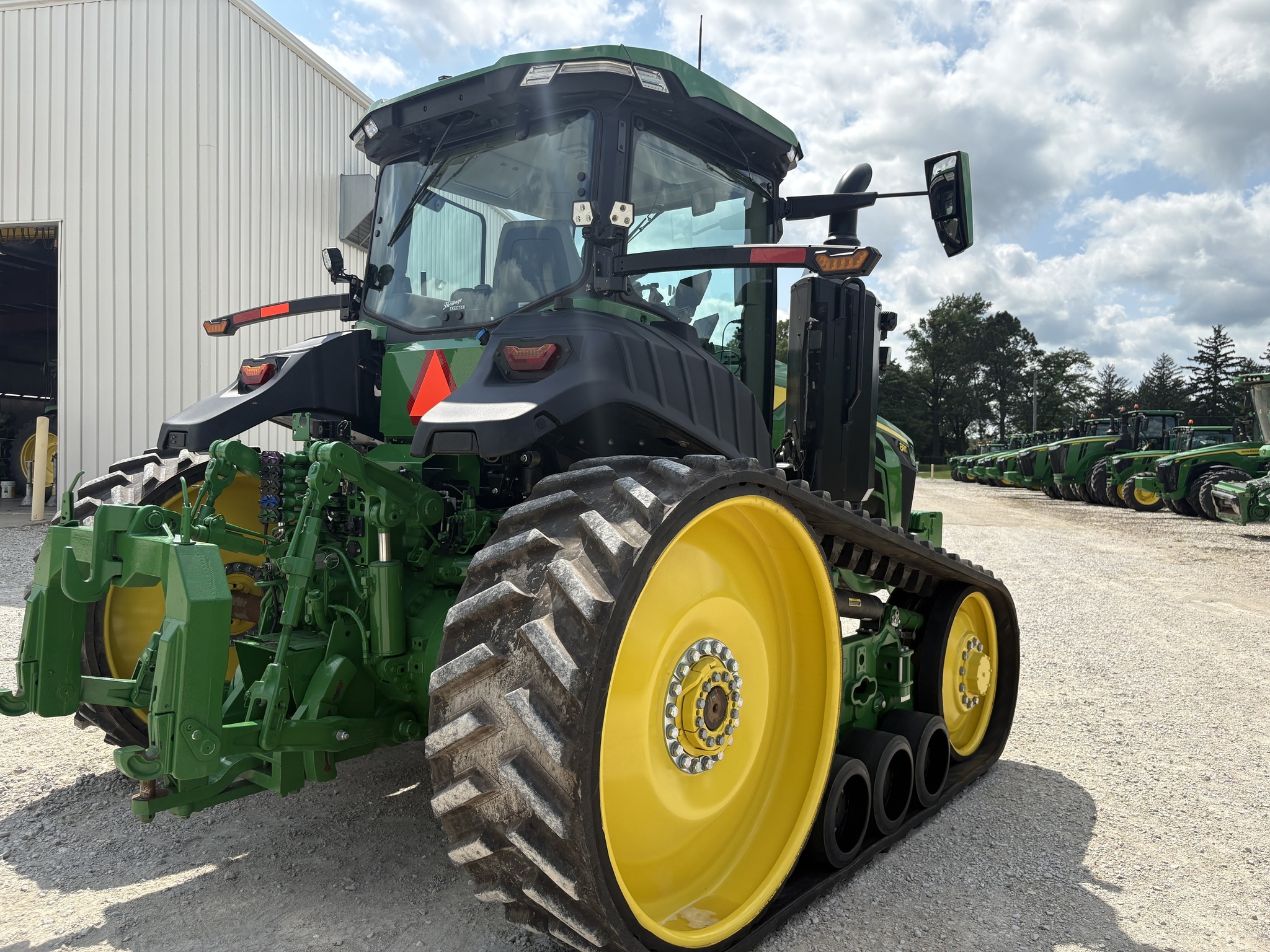 2025 John Deere 8RT 370 Tractor