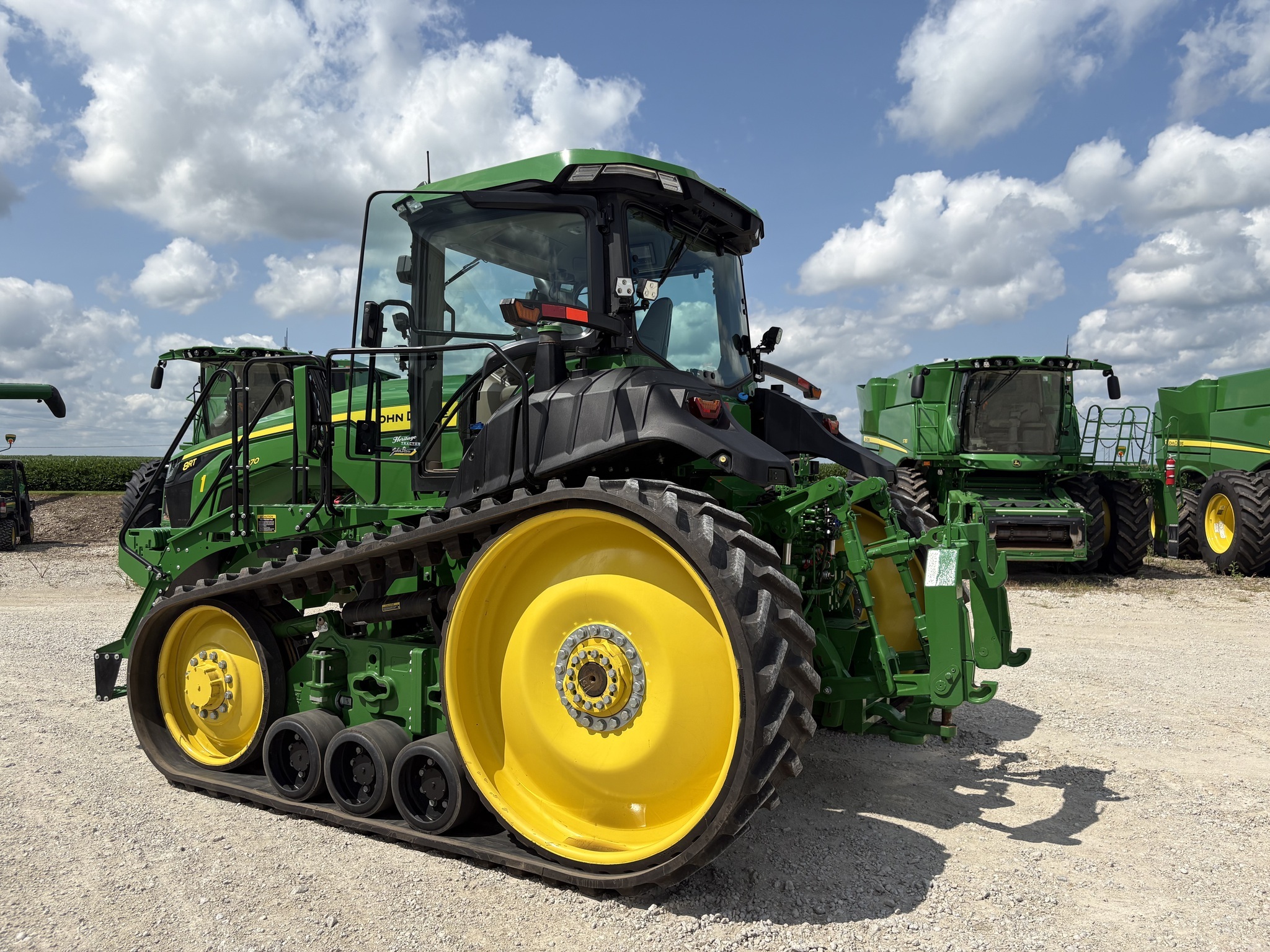 2025 John Deere 8RT 370 Tractor
