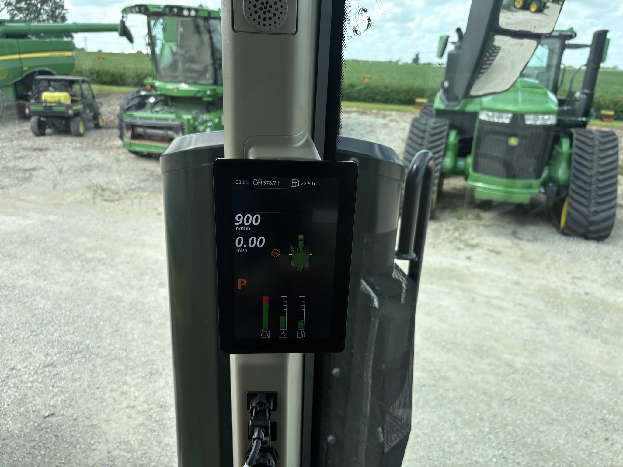 2025 John Deere 8RT 370 Tractor