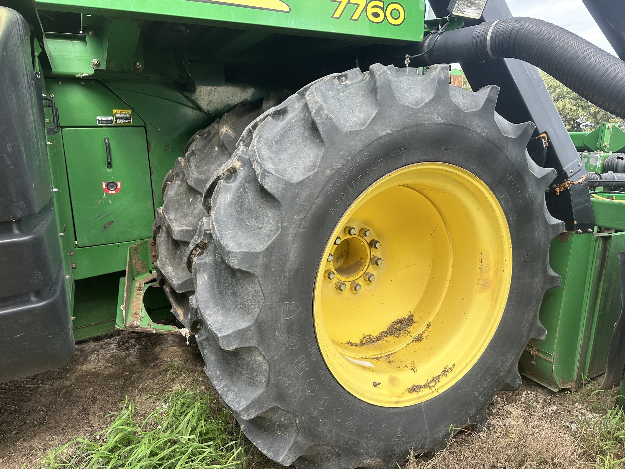 2010 John Deere 7760 Cotton Equipment