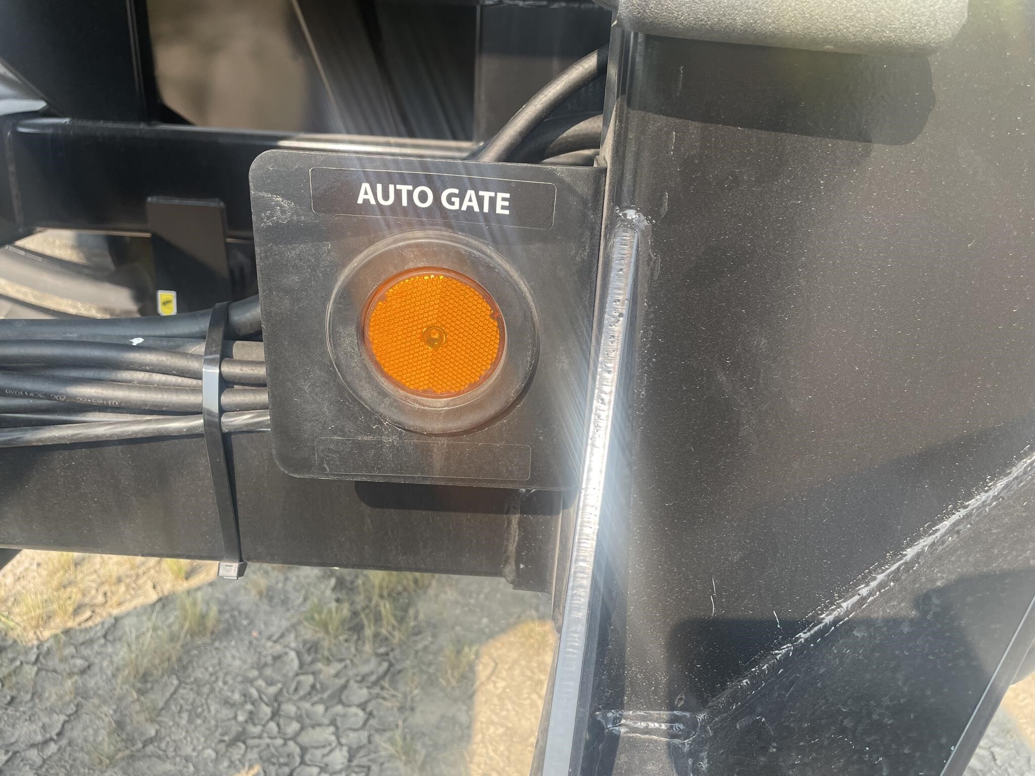 2026 J&M 1222-20S Grain Cart