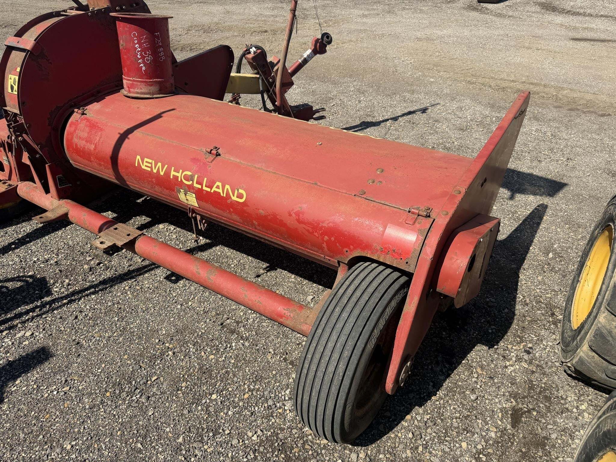 1987 New Holland 38 Pull-Type Forage Harvester