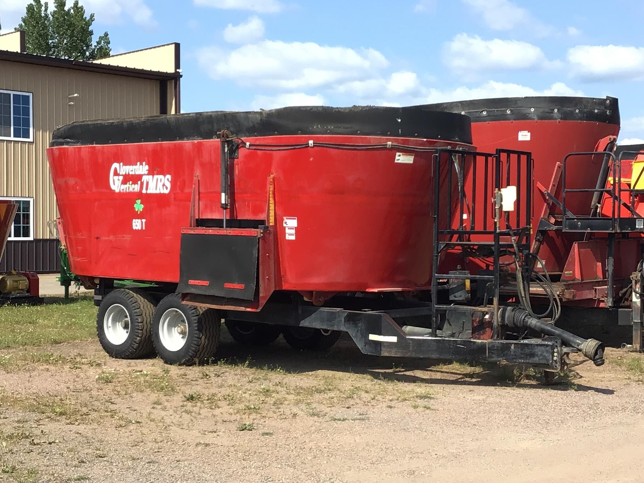 2017 Cloverdale 650T Grinders and Mixer