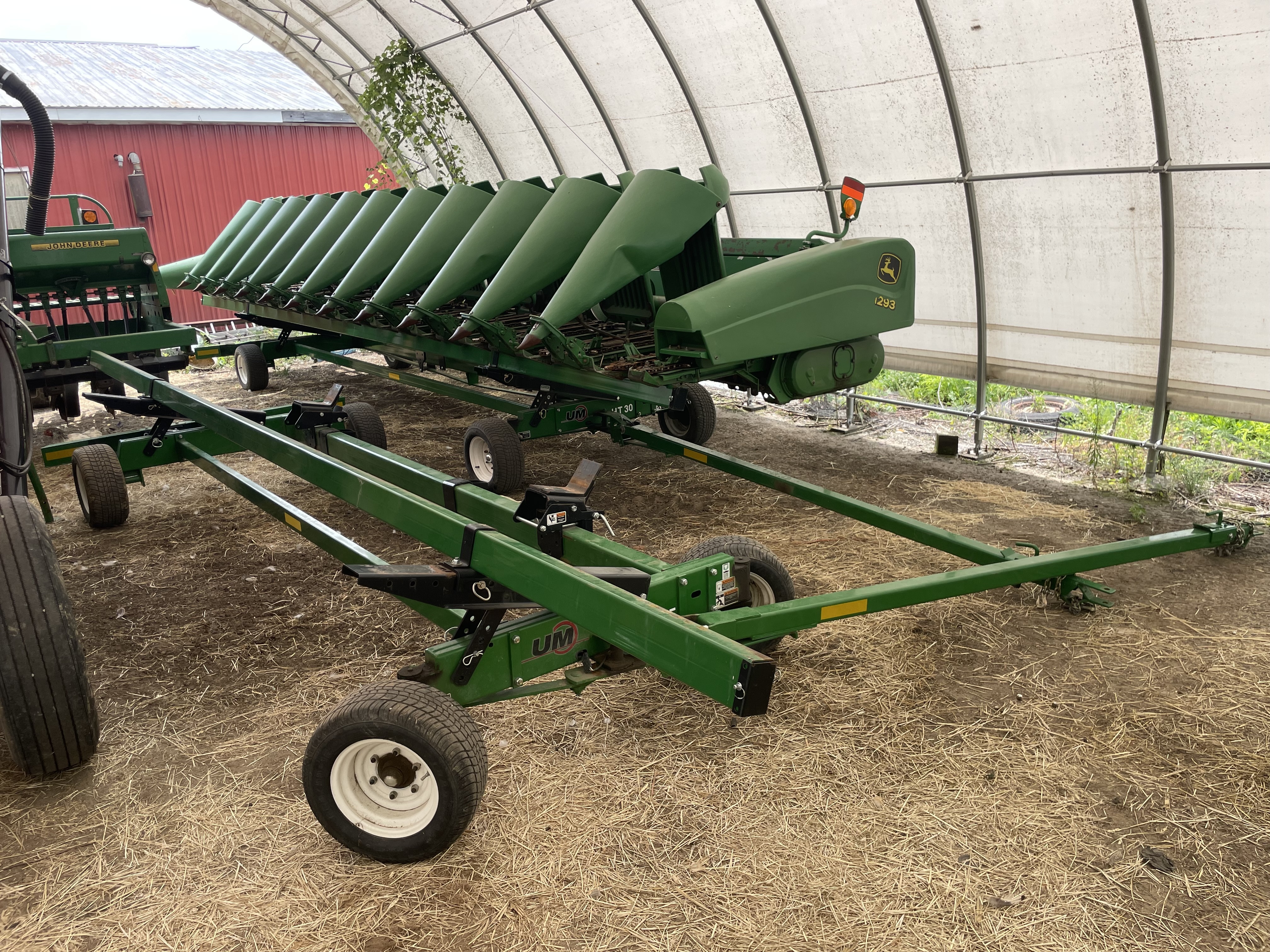 2020 Unverferth HT25 Header Trailer