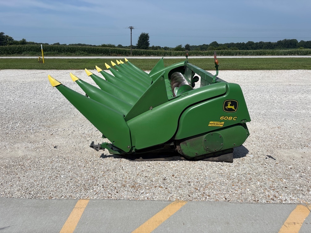 2009 John Deere 608C StalkMaster Corn Head