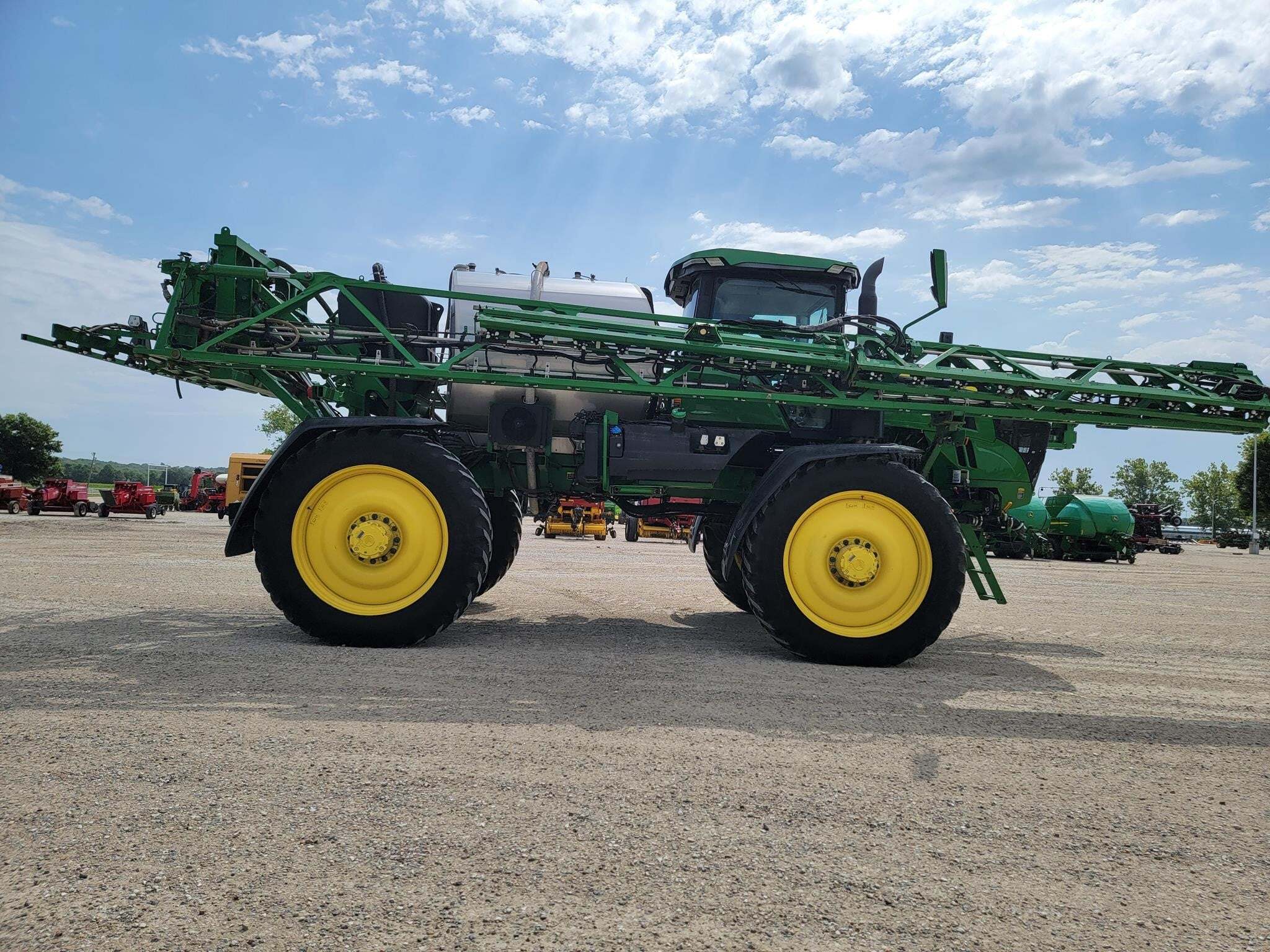 2023 John Deere 616R Self-Propelled Sprayer