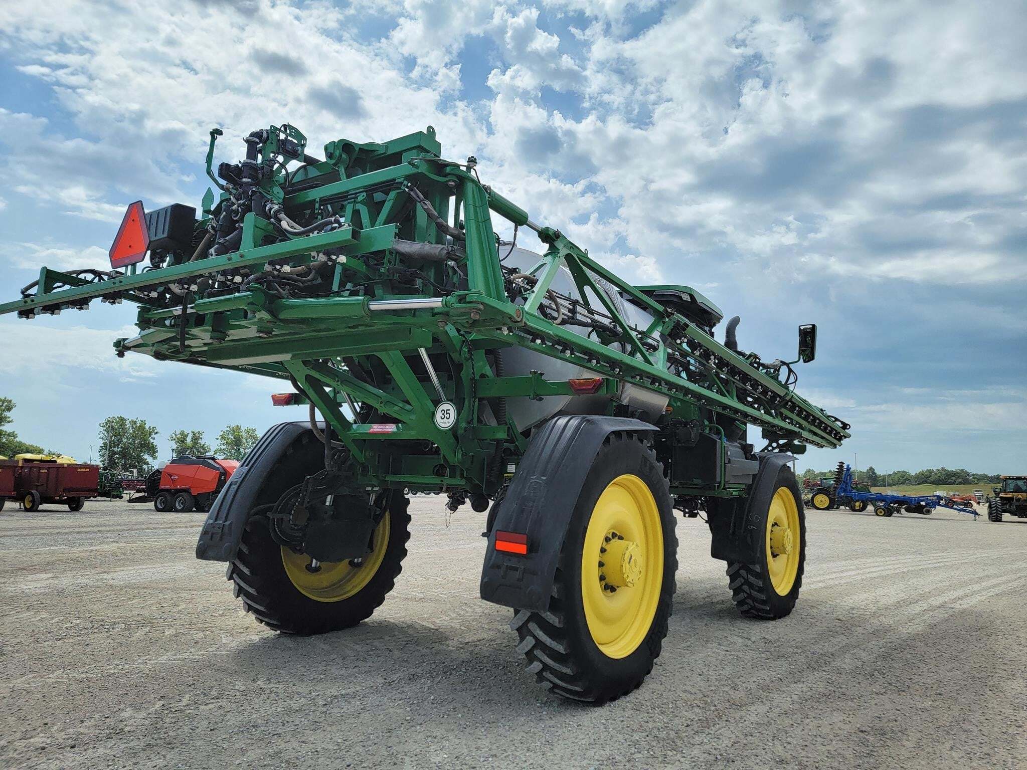 2023 John Deere 616R Self-Propelled Sprayer