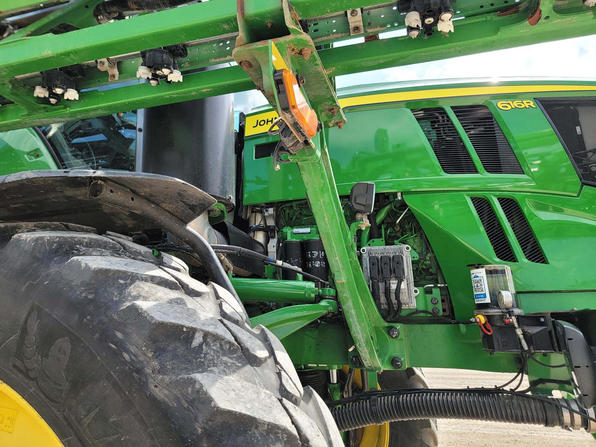 2023 John Deere 616R Self-Propelled Sprayer