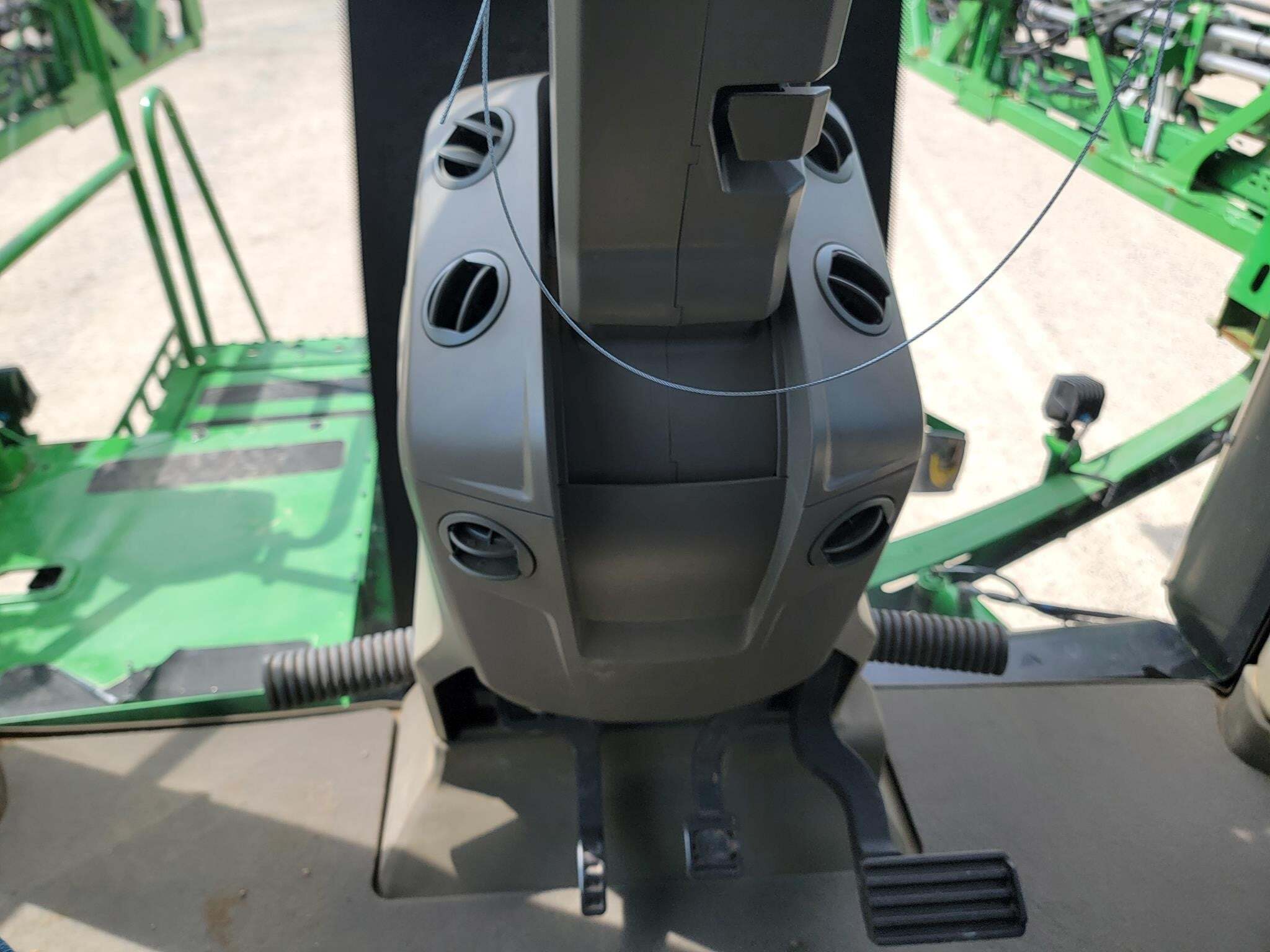 2023 John Deere 616R Self-Propelled Sprayer