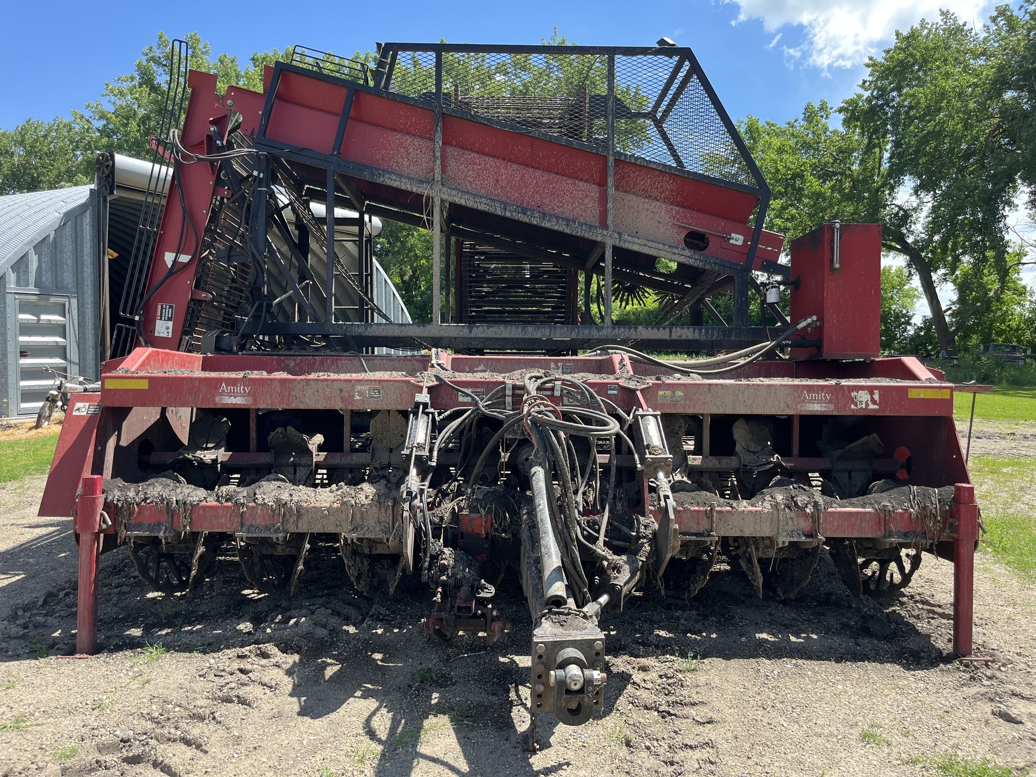 2002 Amity R998 Beet Equipment