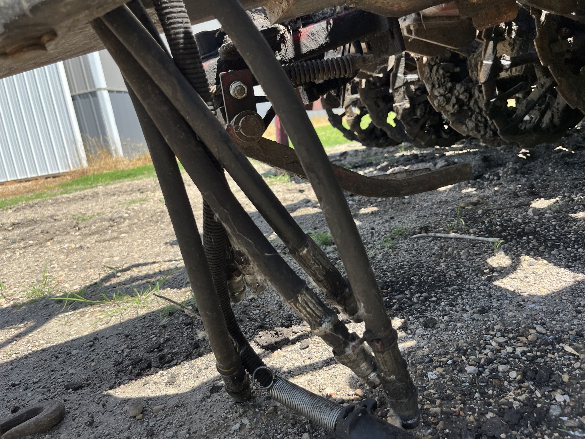 2002 Amity R998 Beet Equipment