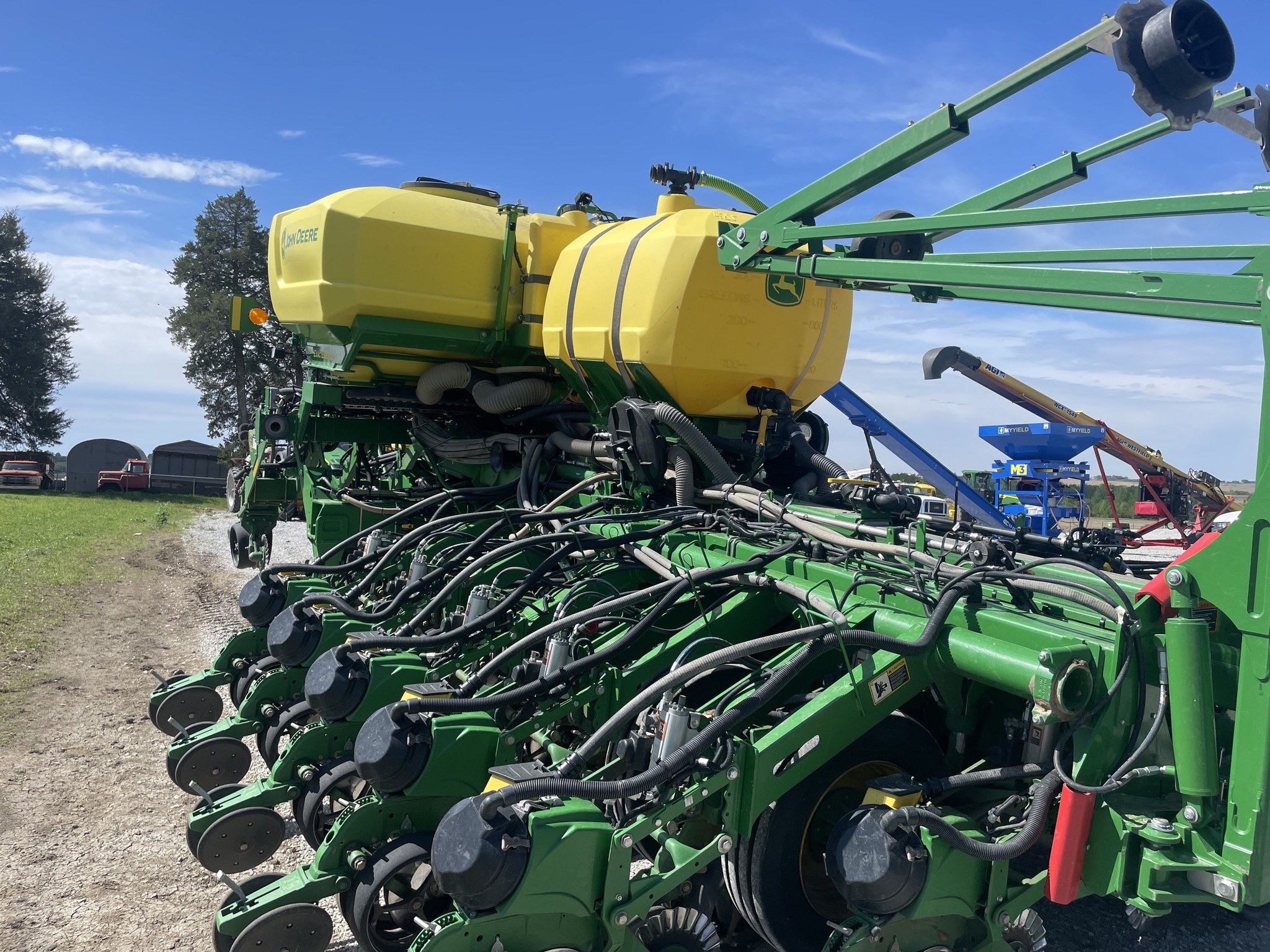 2023 John Deere 1795 Planter