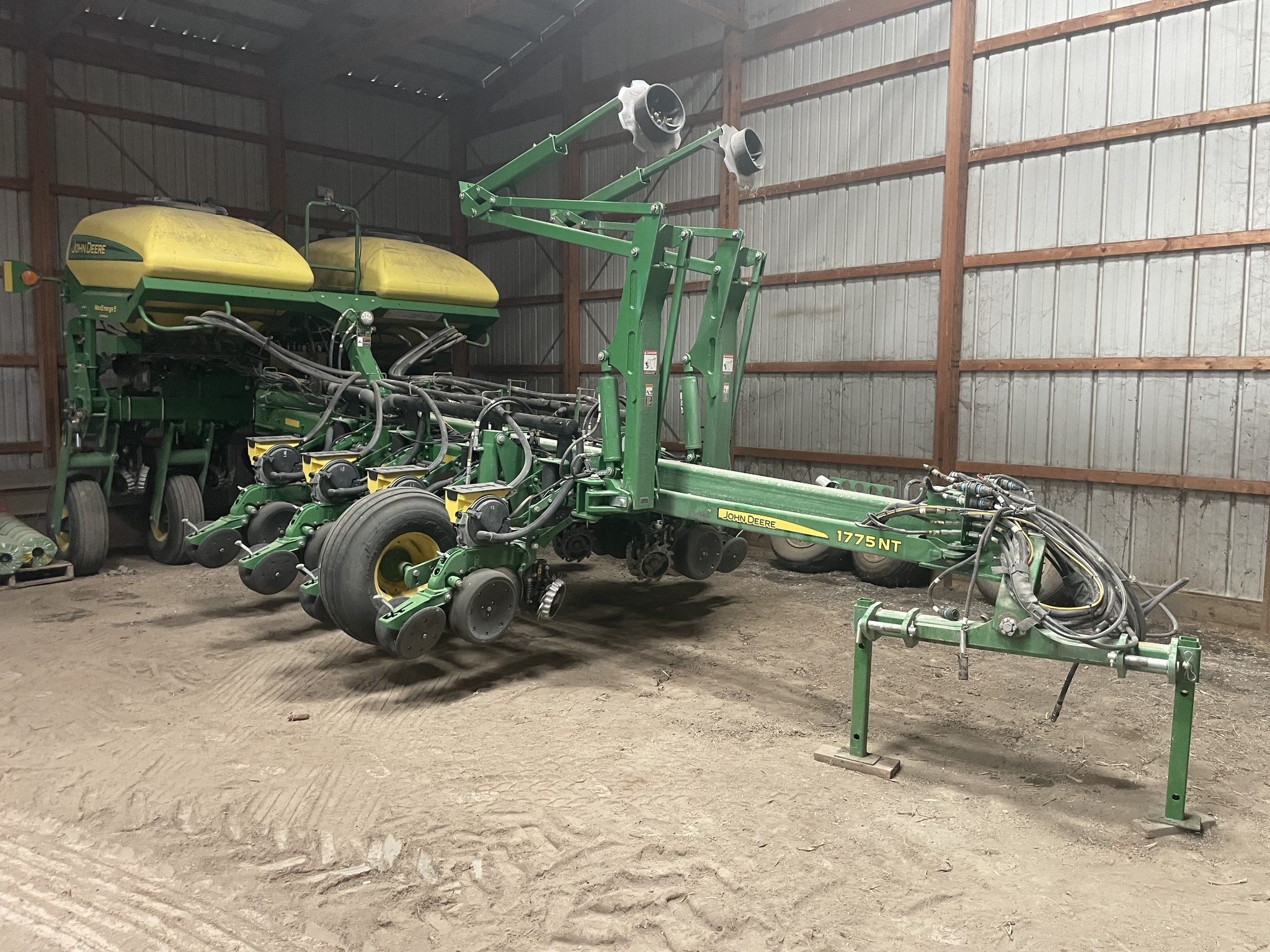 2015 John Deere 1775NT Planter