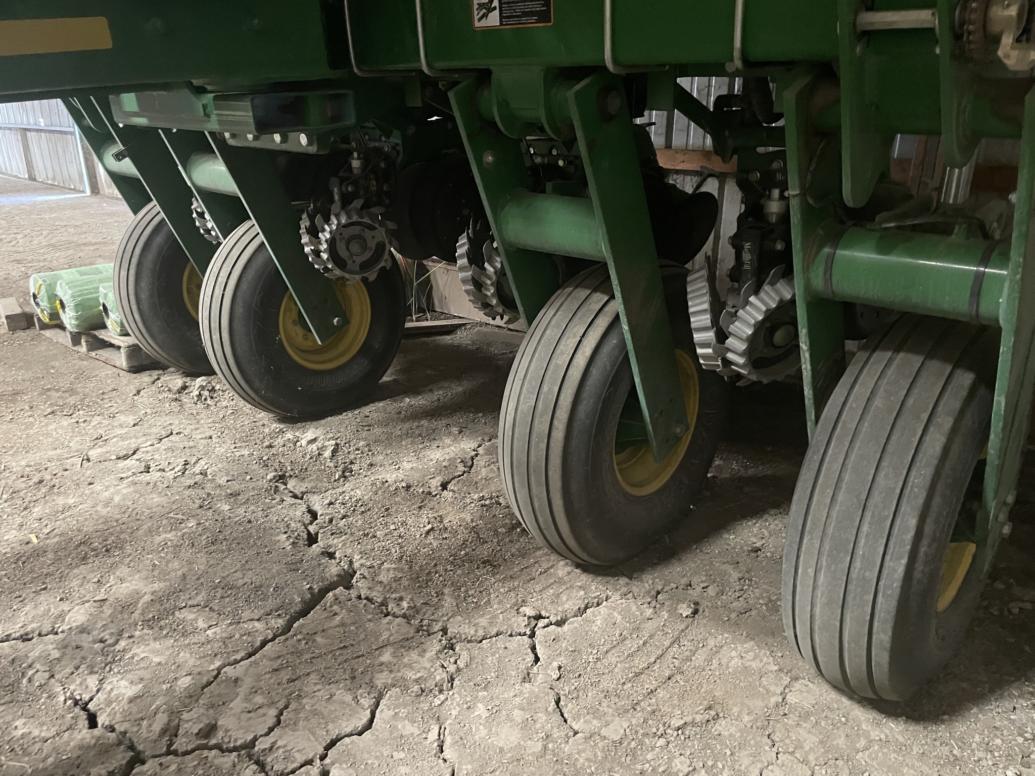 2015 John Deere 1775NT Planter