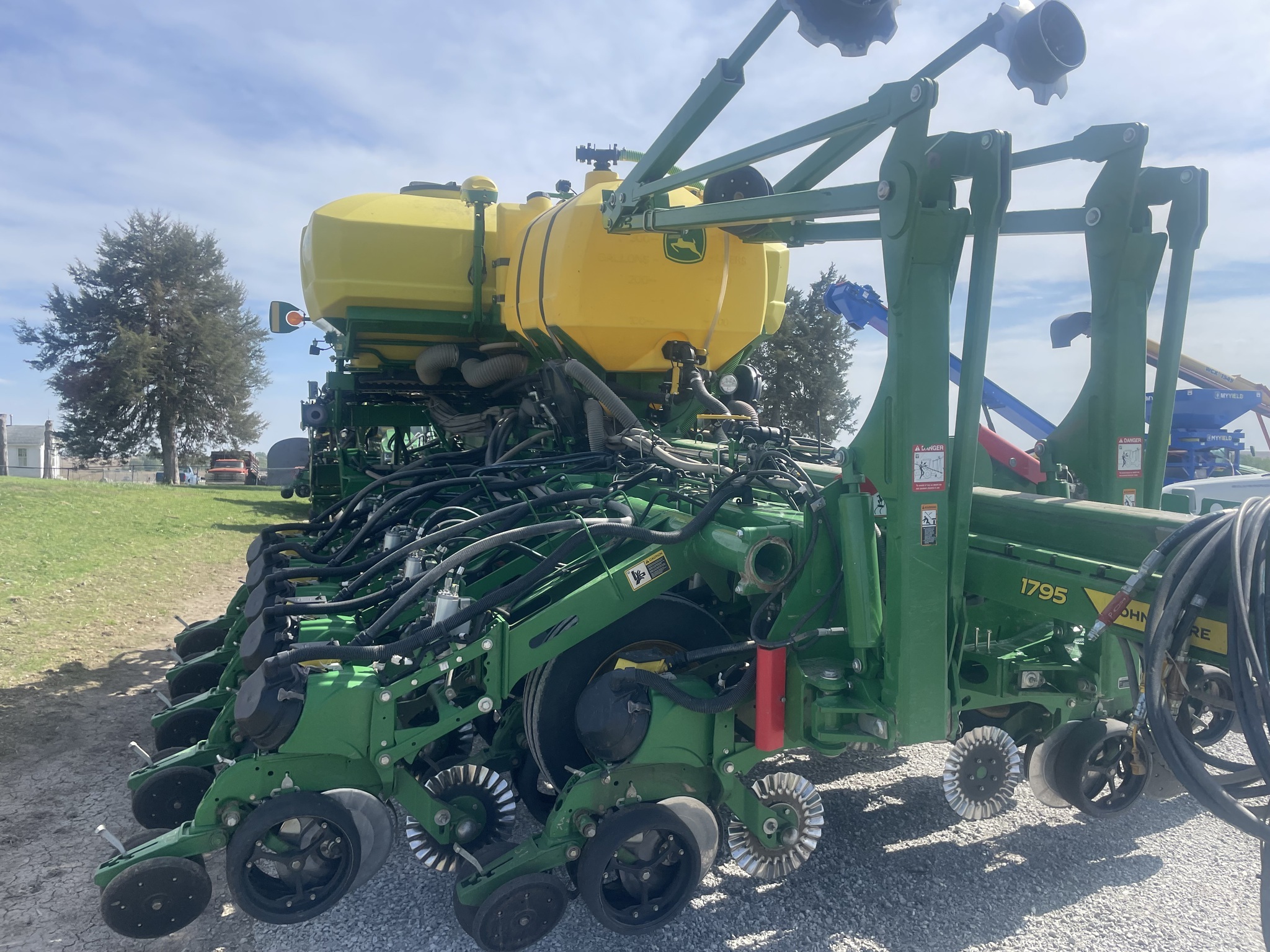 2023 John Deere 1795 Planter