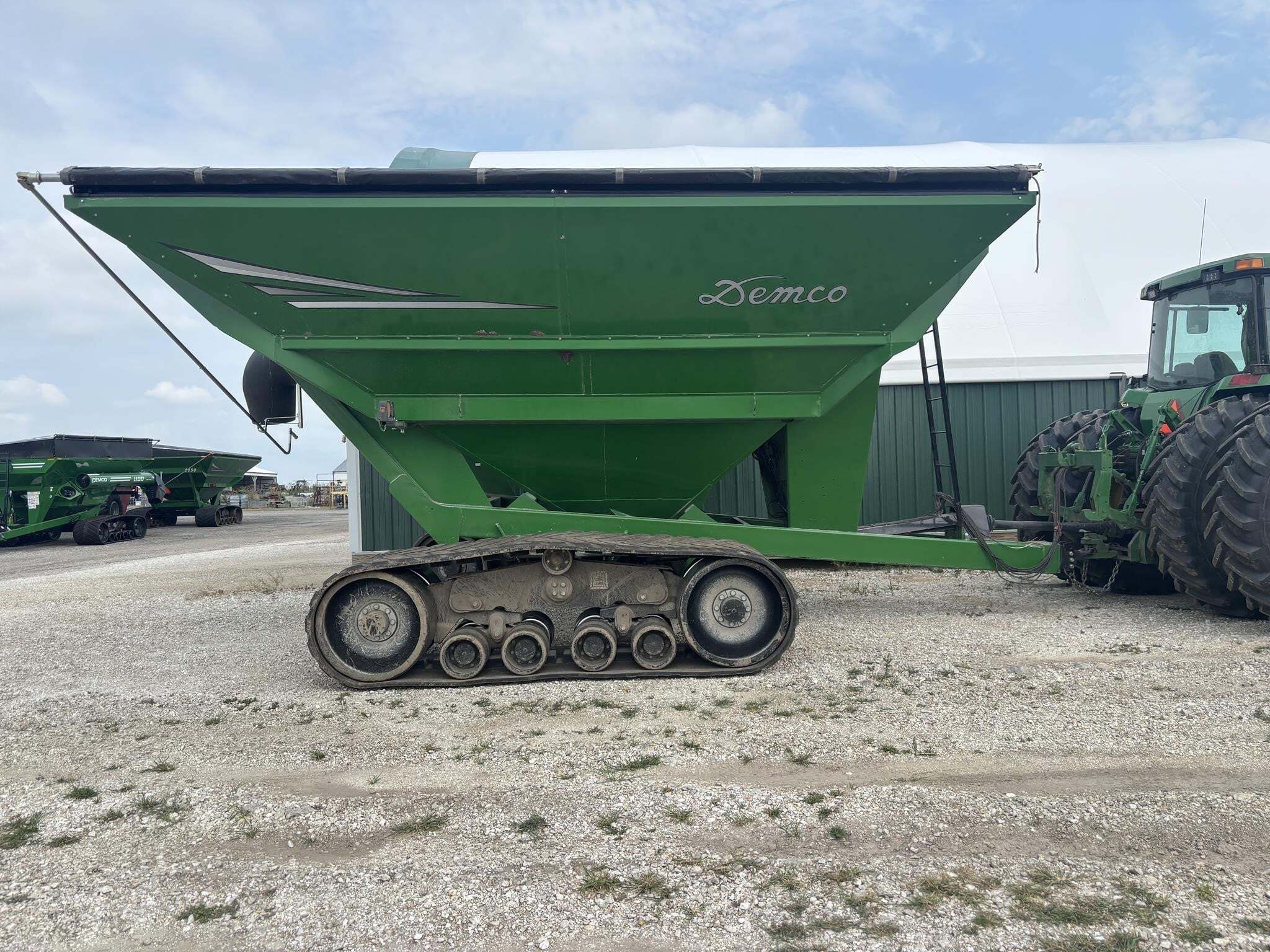 2018 Demco 1150 Grain Cart