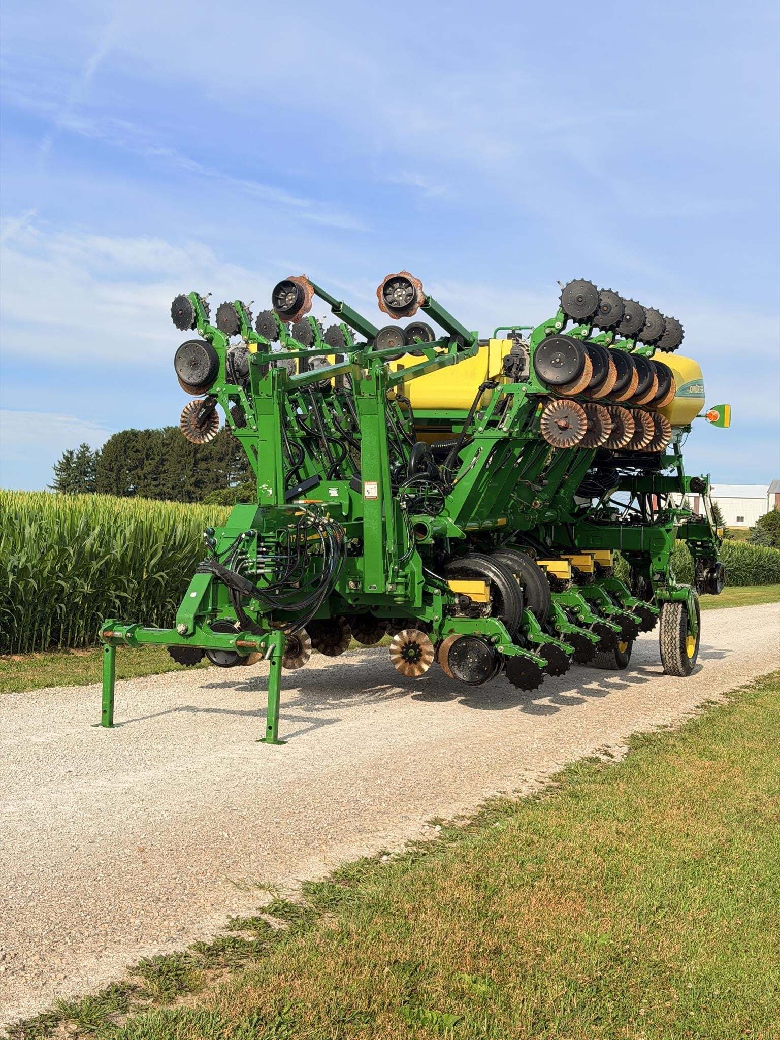2015 John Deere 1795 Planter