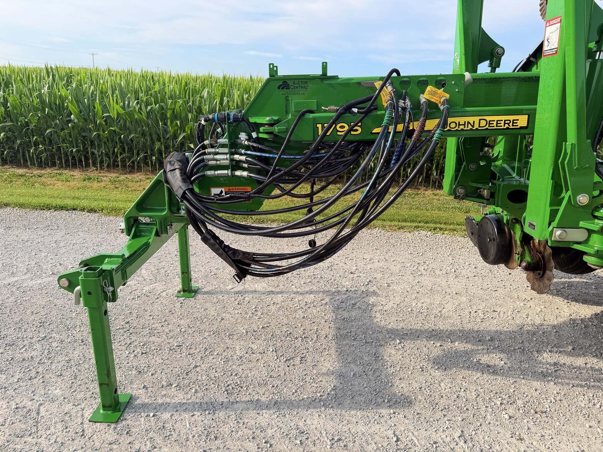 2015 John Deere 1795 Planter