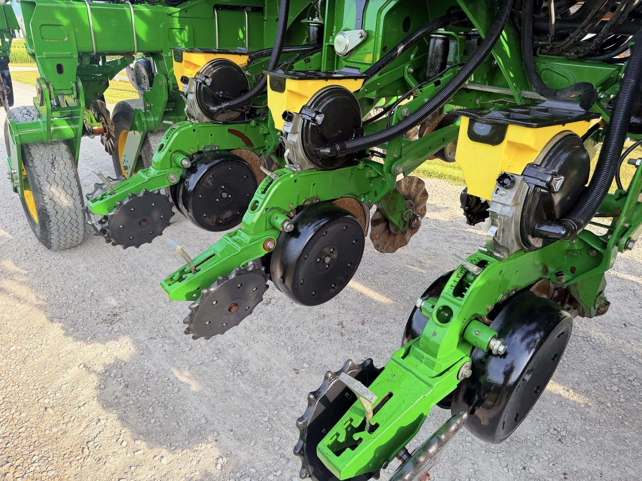 2015 John Deere 1795 Planter