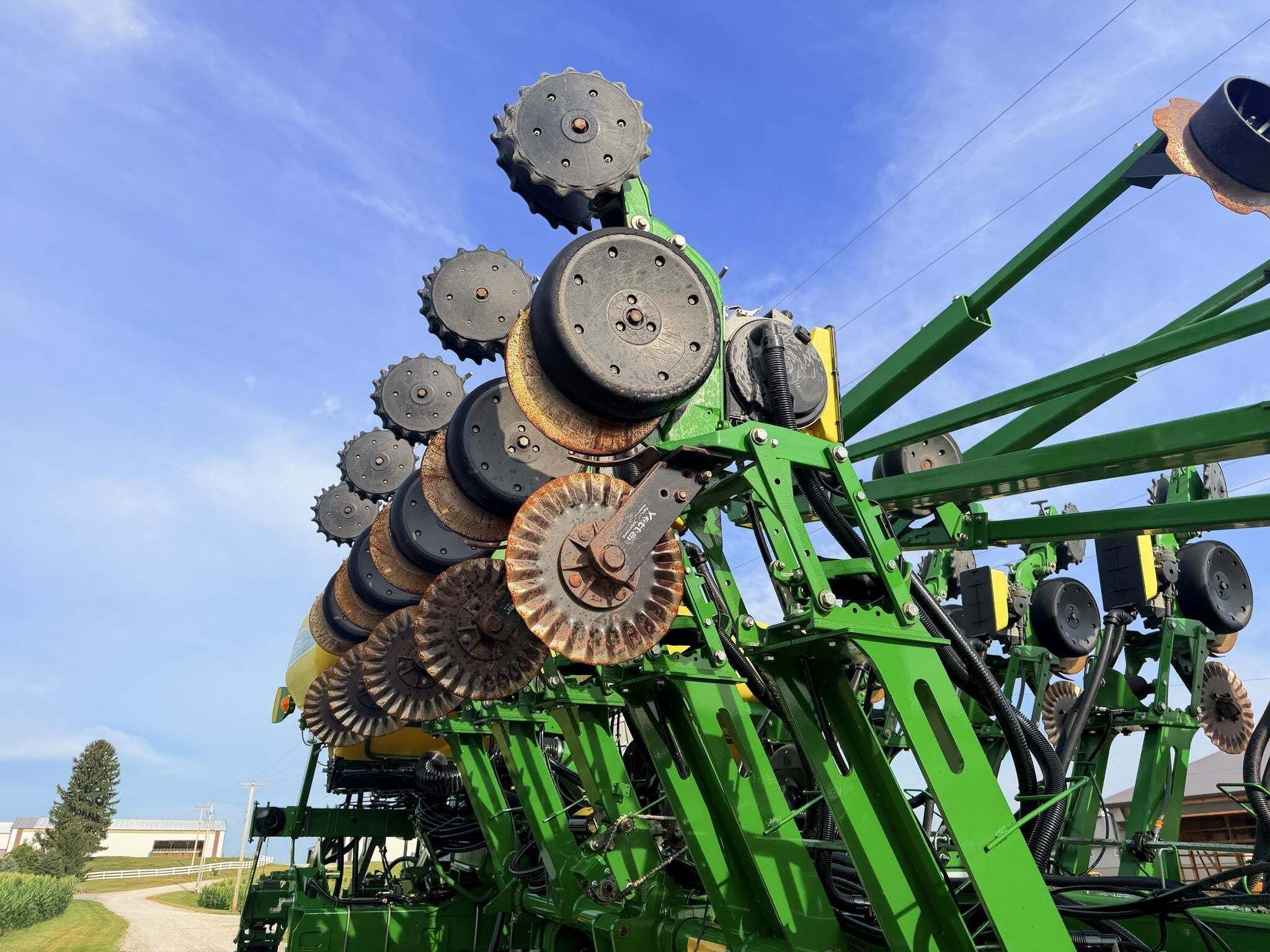 2015 John Deere 1795 Planter