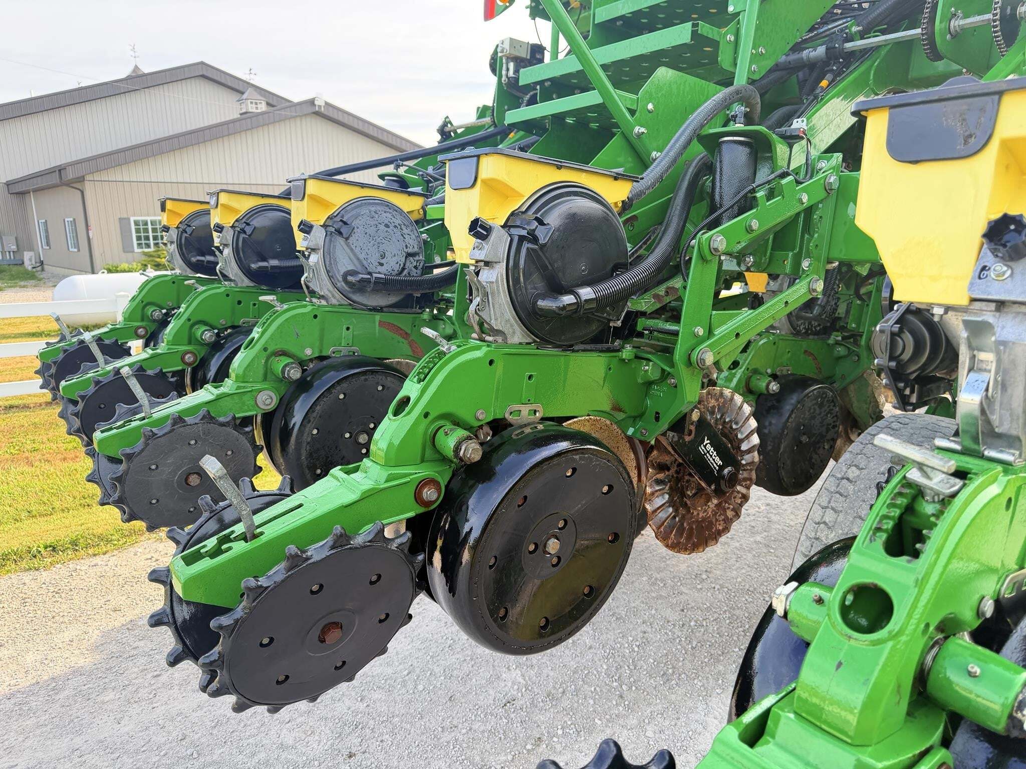 2015 John Deere 1795 Planter