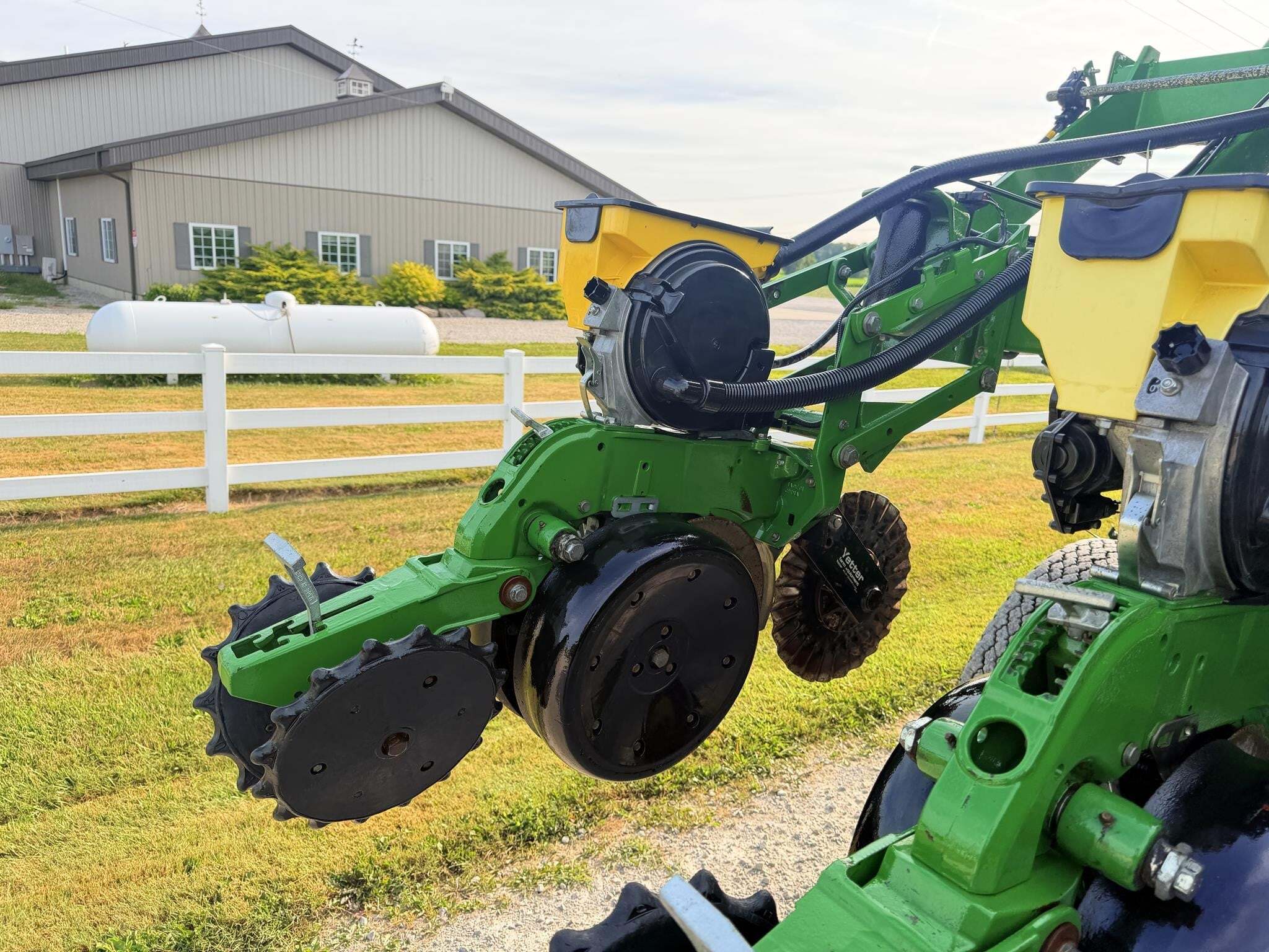 2015 John Deere 1795 Planter