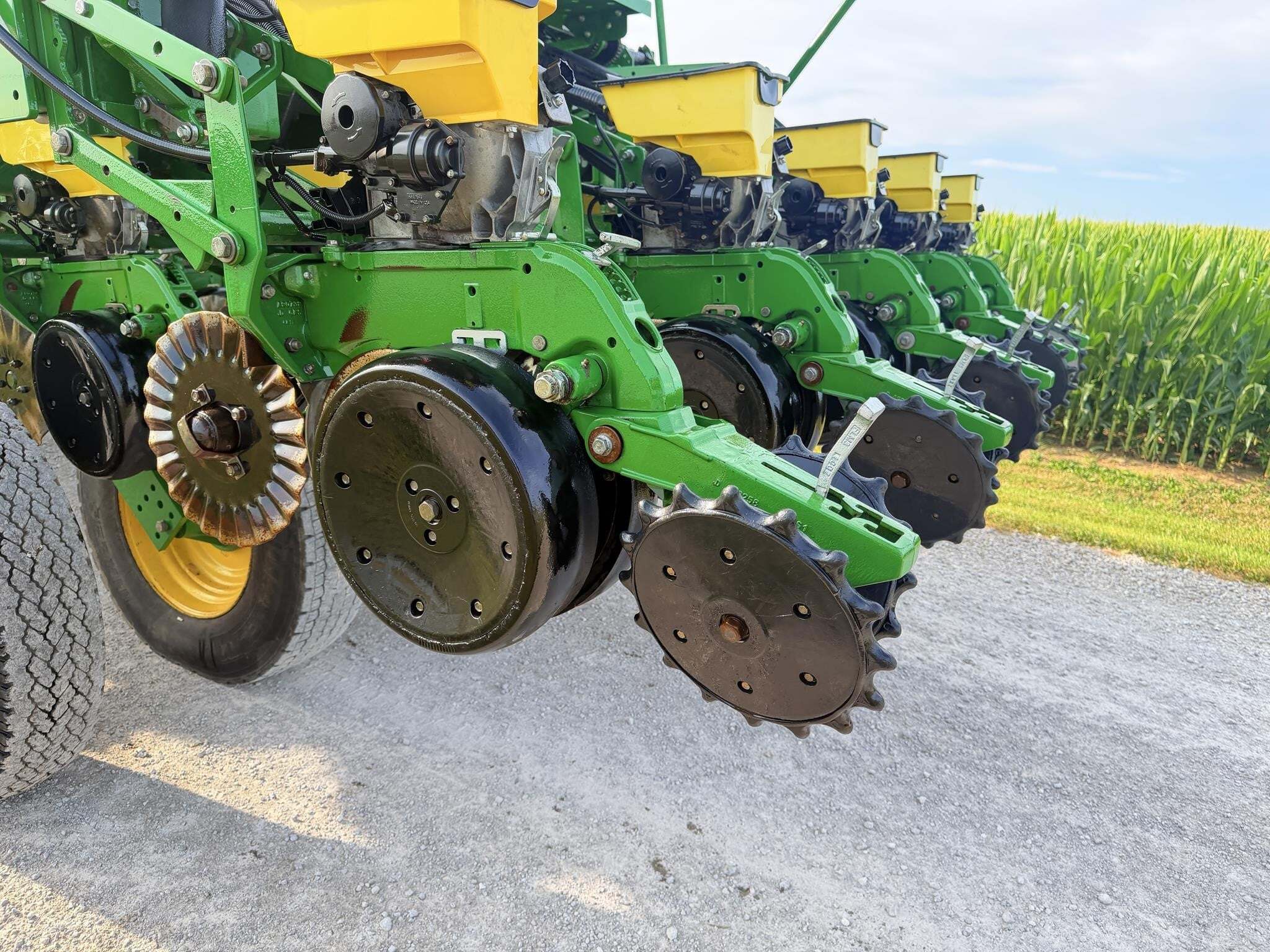 2015 John Deere 1795 Planter