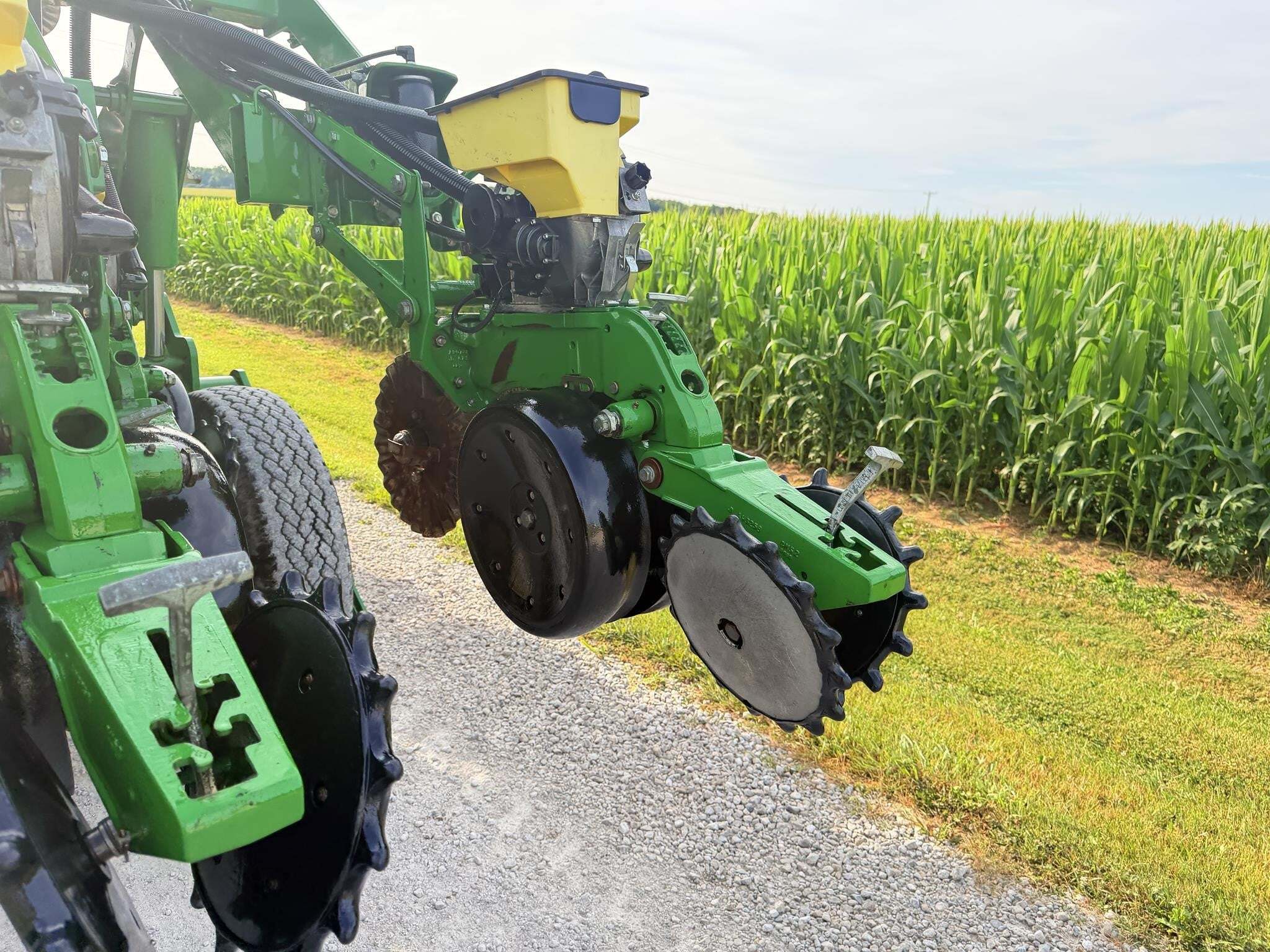 2015 John Deere 1795 Planter