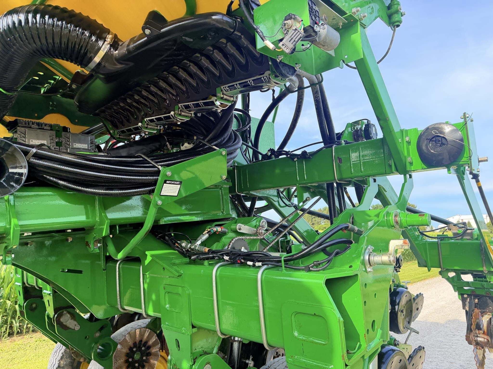 2015 John Deere 1795 Planter