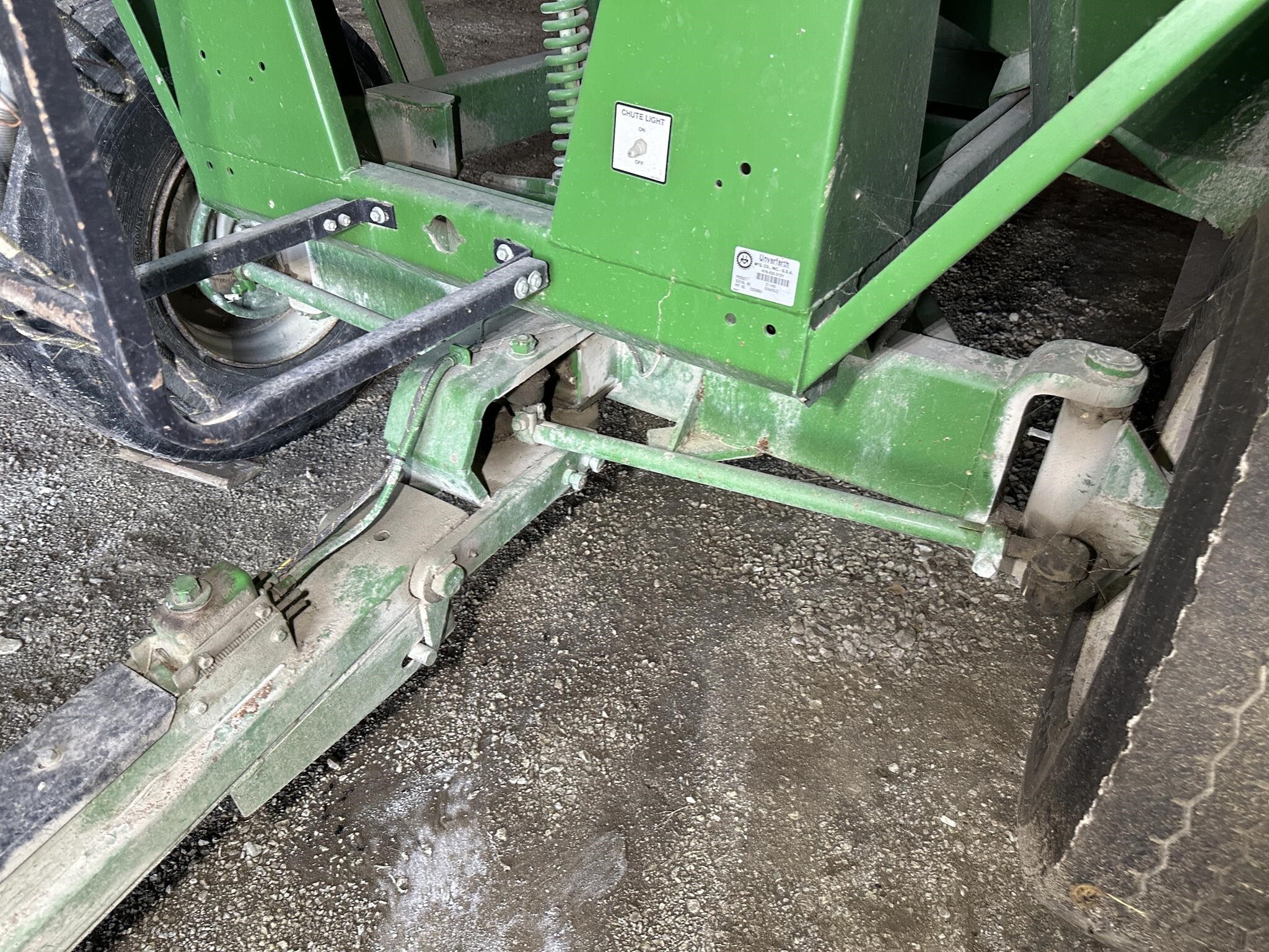 1997 Brent 640 Gravity Wagon
