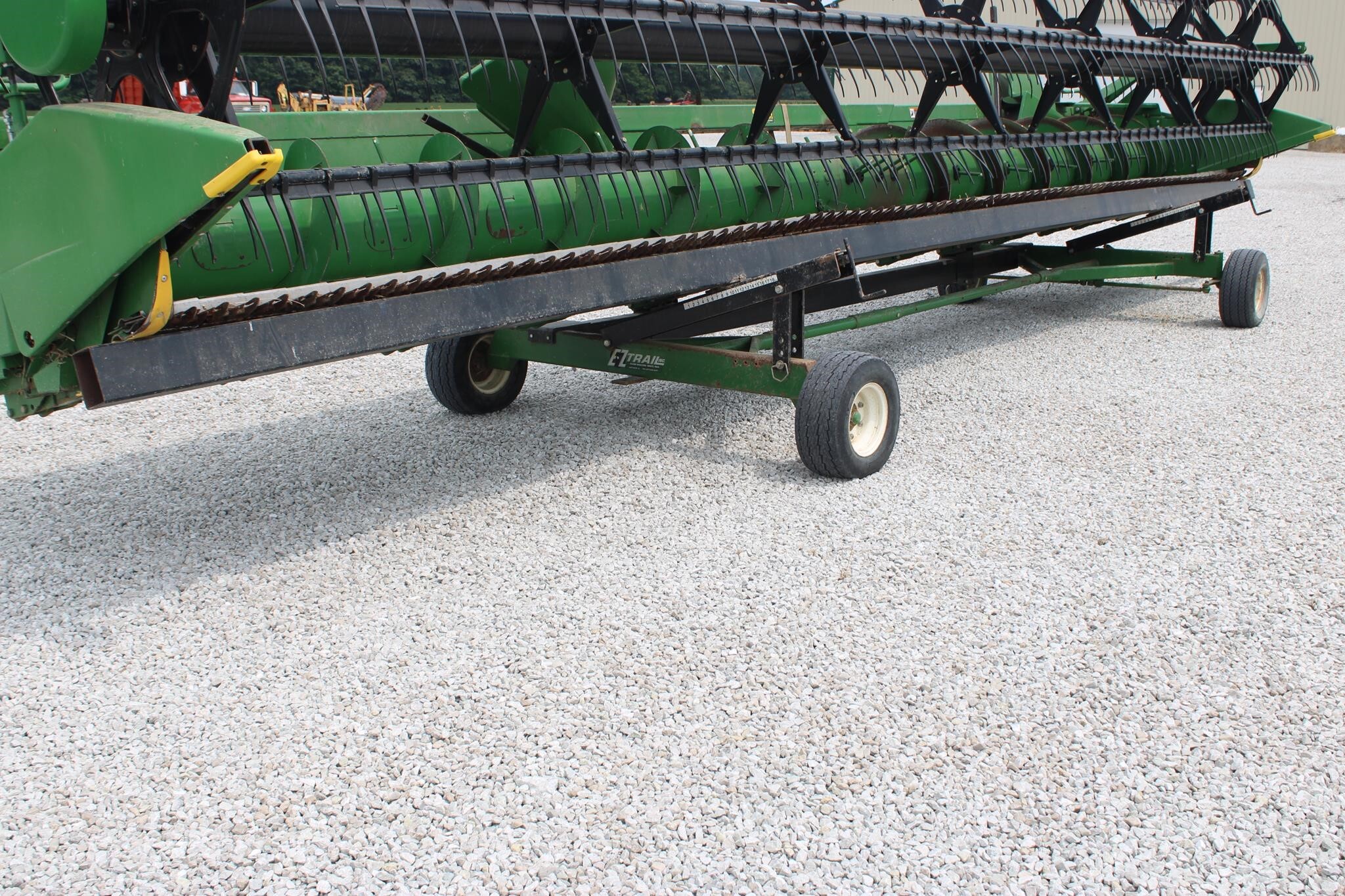  E-Z Trail 680 Header Trailer