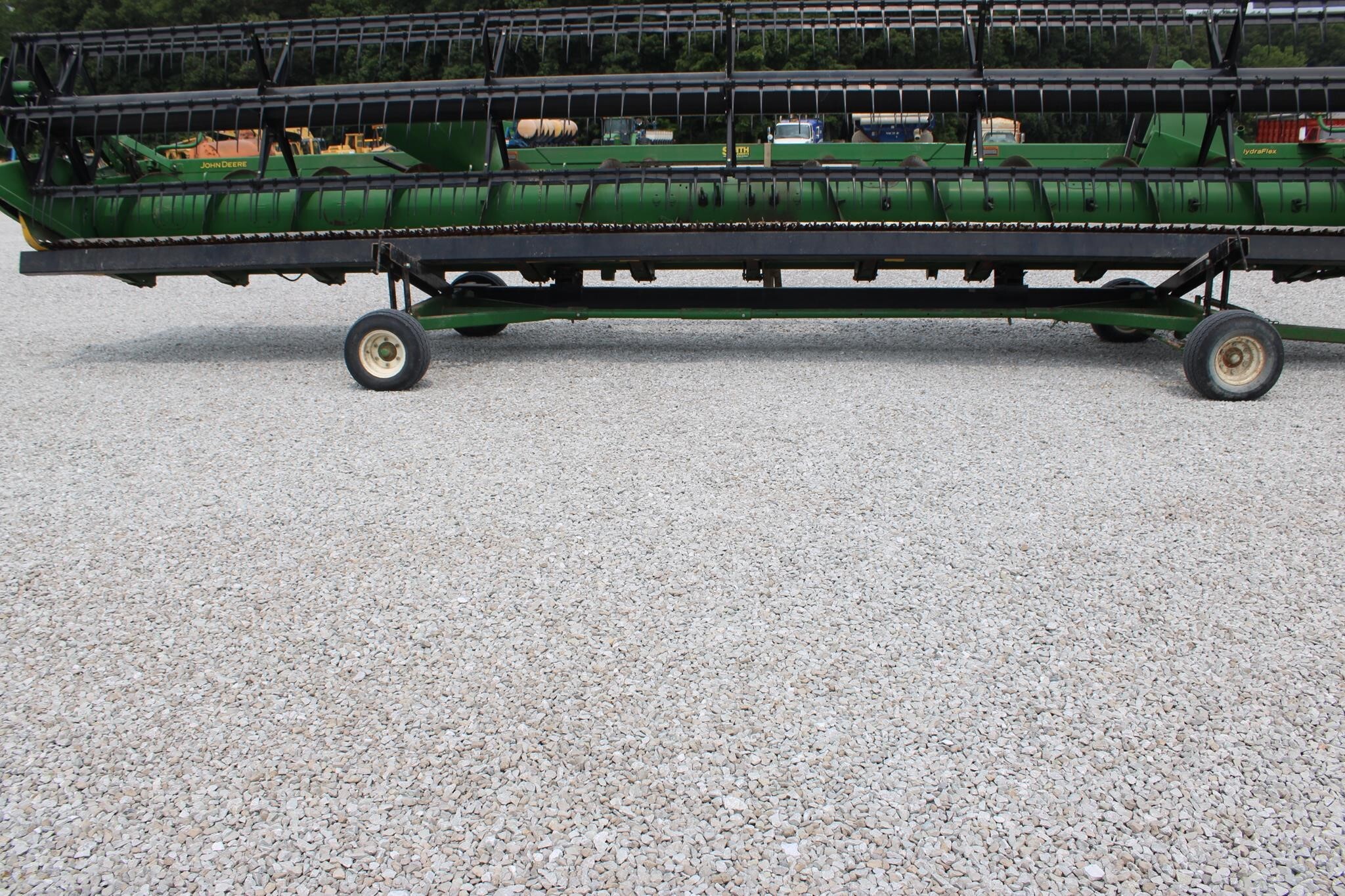  E-Z Trail 680 Header Trailer