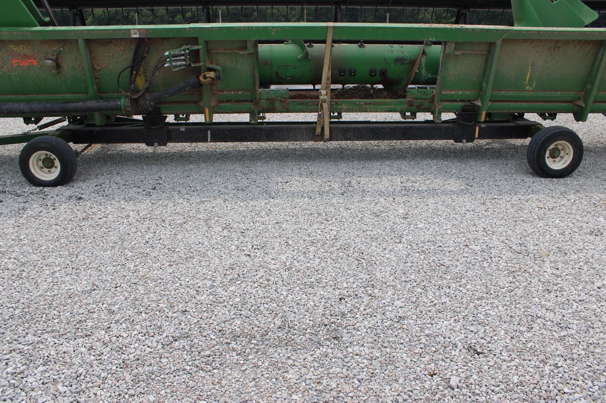  E-Z Trail 680 Header Trailer