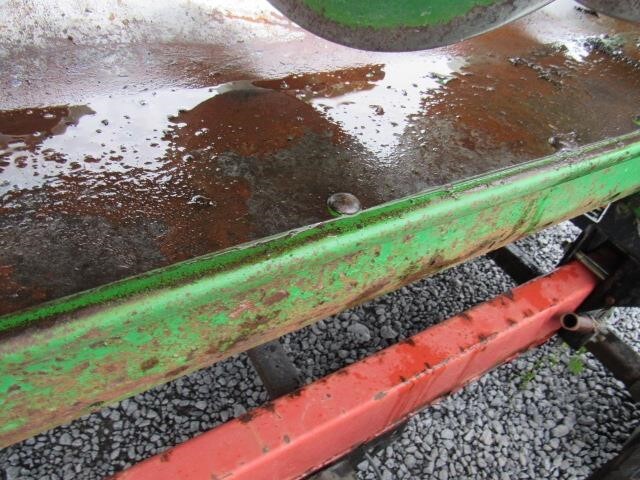 1996 Clarke 820 Corn Head