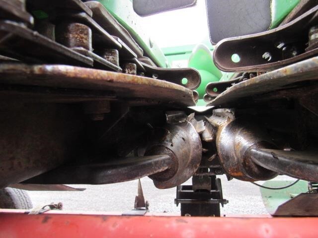 1996 Clarke 820 Corn Head
