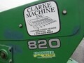 1996 Clarke 820 Corn Head