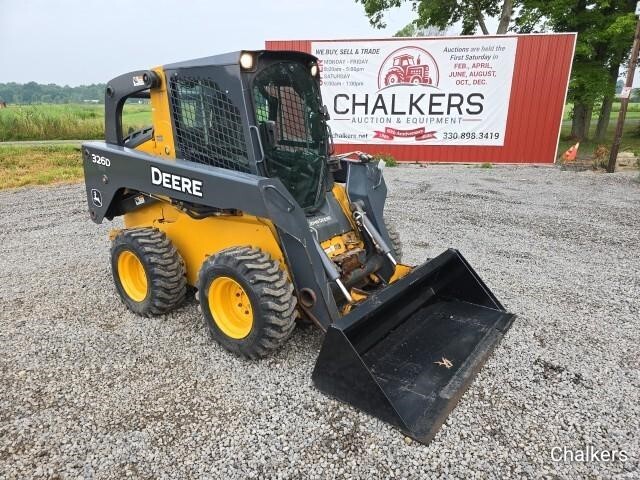  Deere 326D Skid Steer