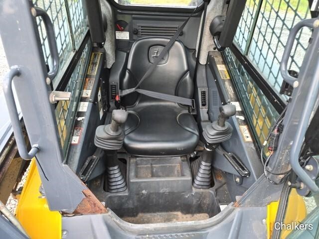  Deere 326D Skid Steer