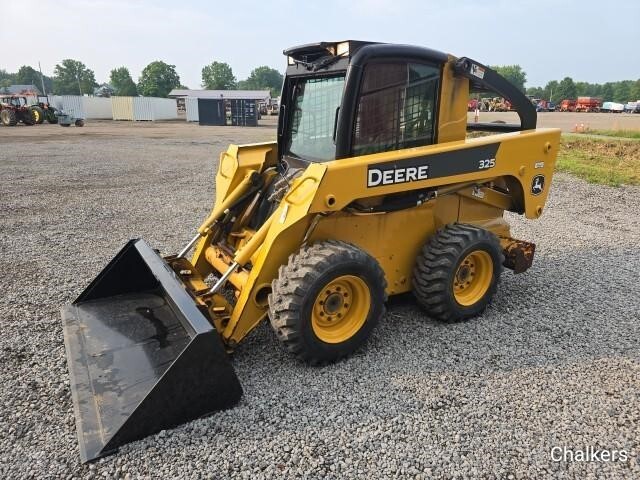 2008 Deere 325 Skid Steer