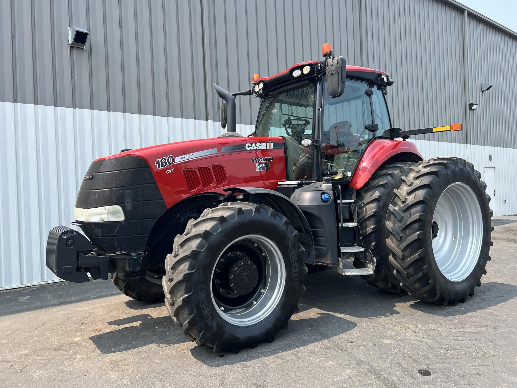 2017 Case IH Magnum 180 CVT Tractor