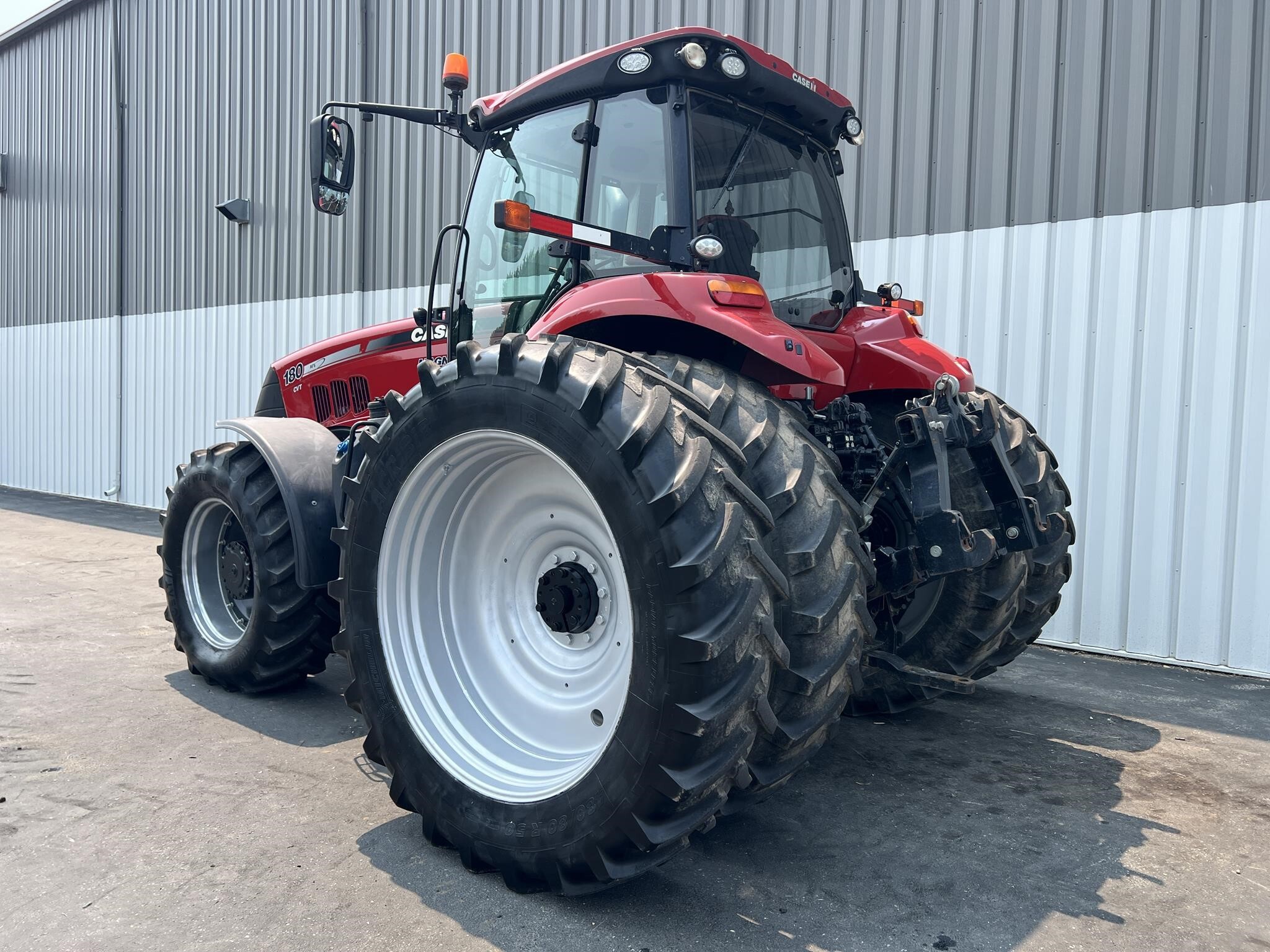 2017 Case IH Magnum 180 CVT Tractor