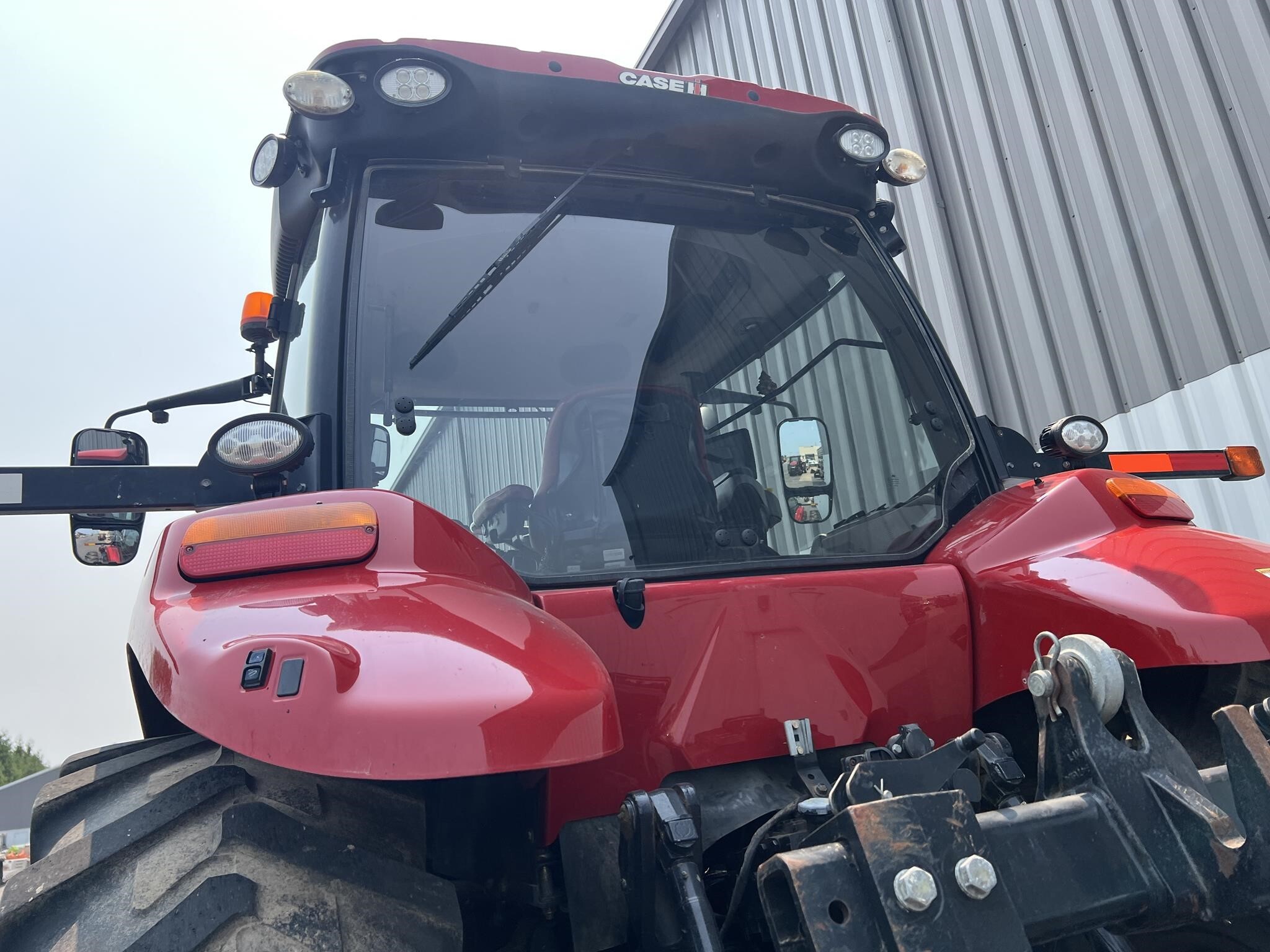2017 Case IH Magnum 180 CVT Tractor