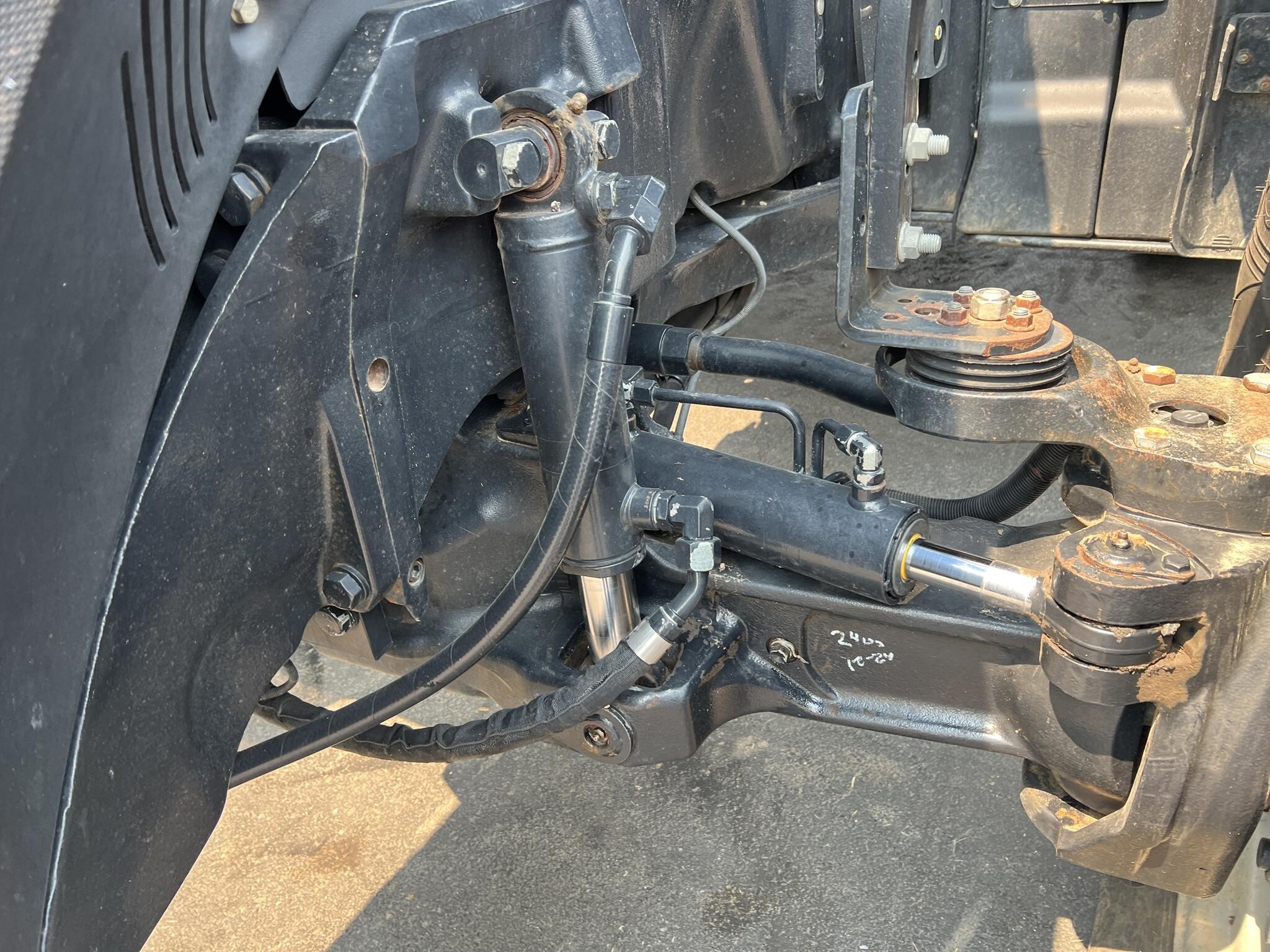 2017 Case IH Magnum 180 CVT Tractor