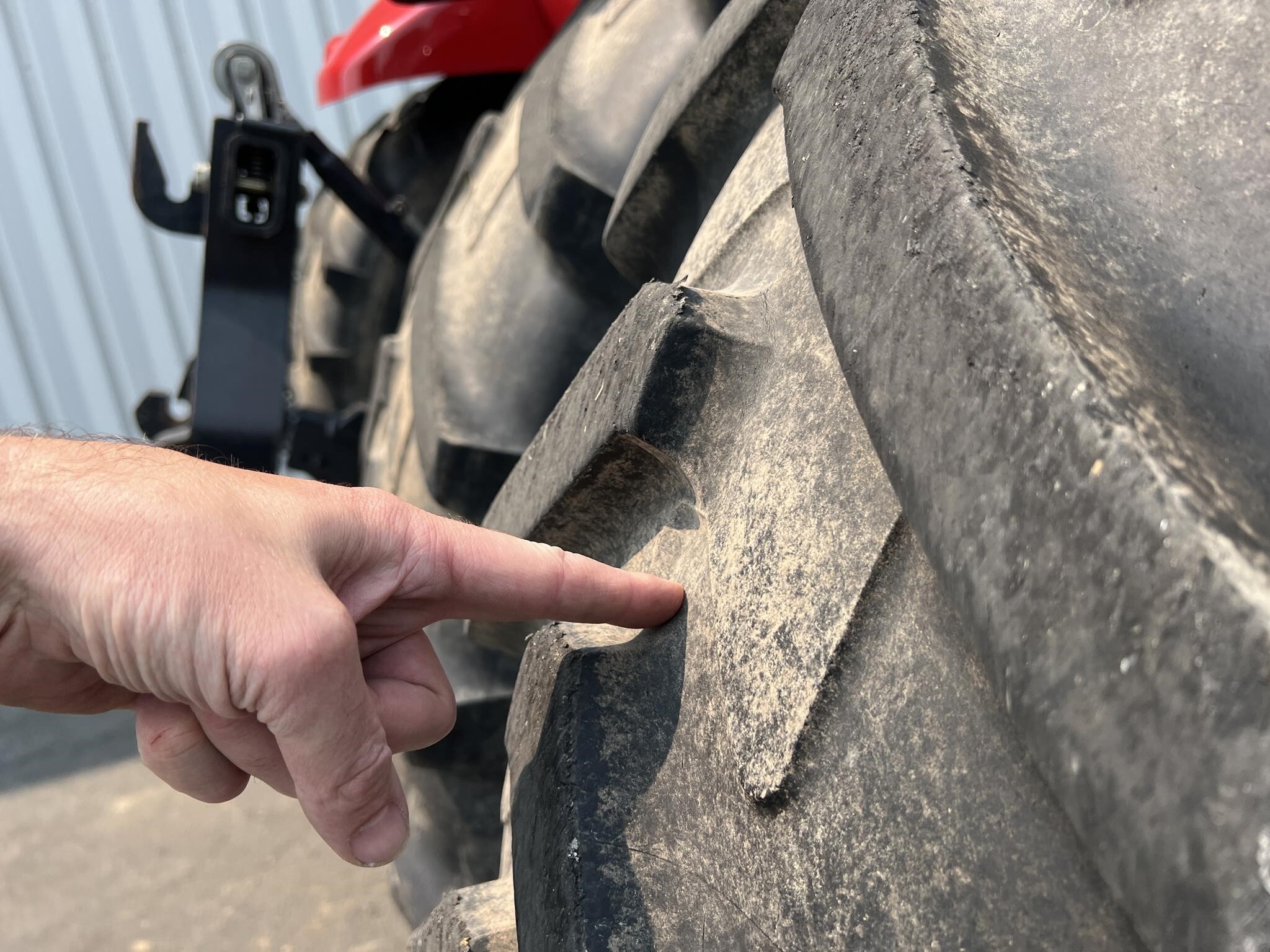 2017 Case IH Magnum 180 CVT Tractor