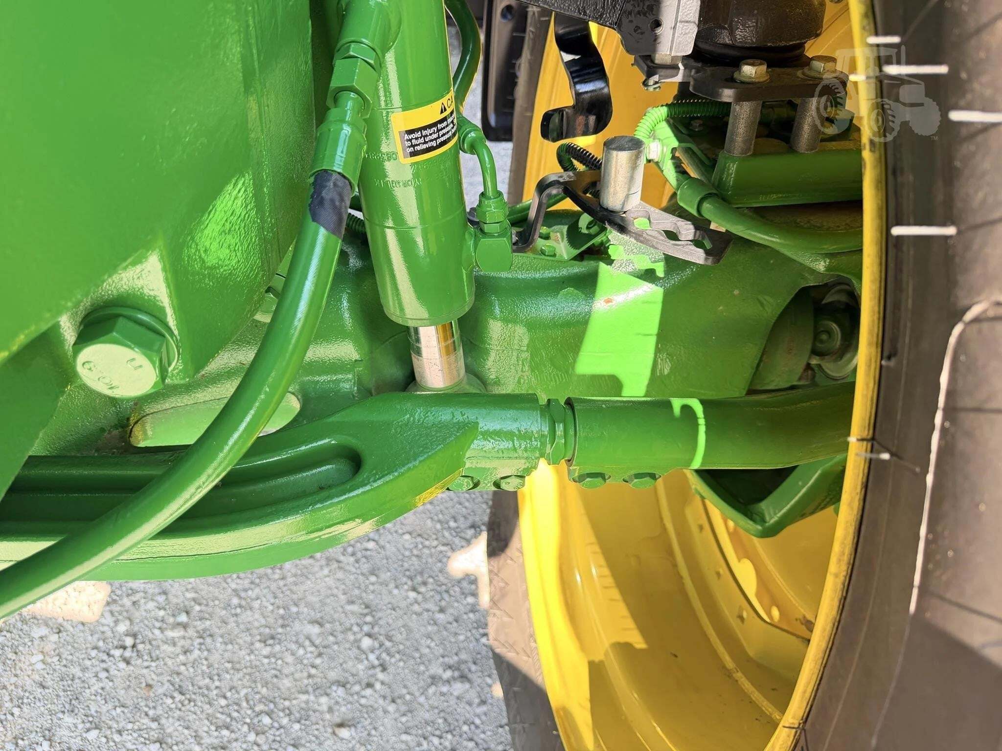 2022 John Deere 7R 330 Tractor
