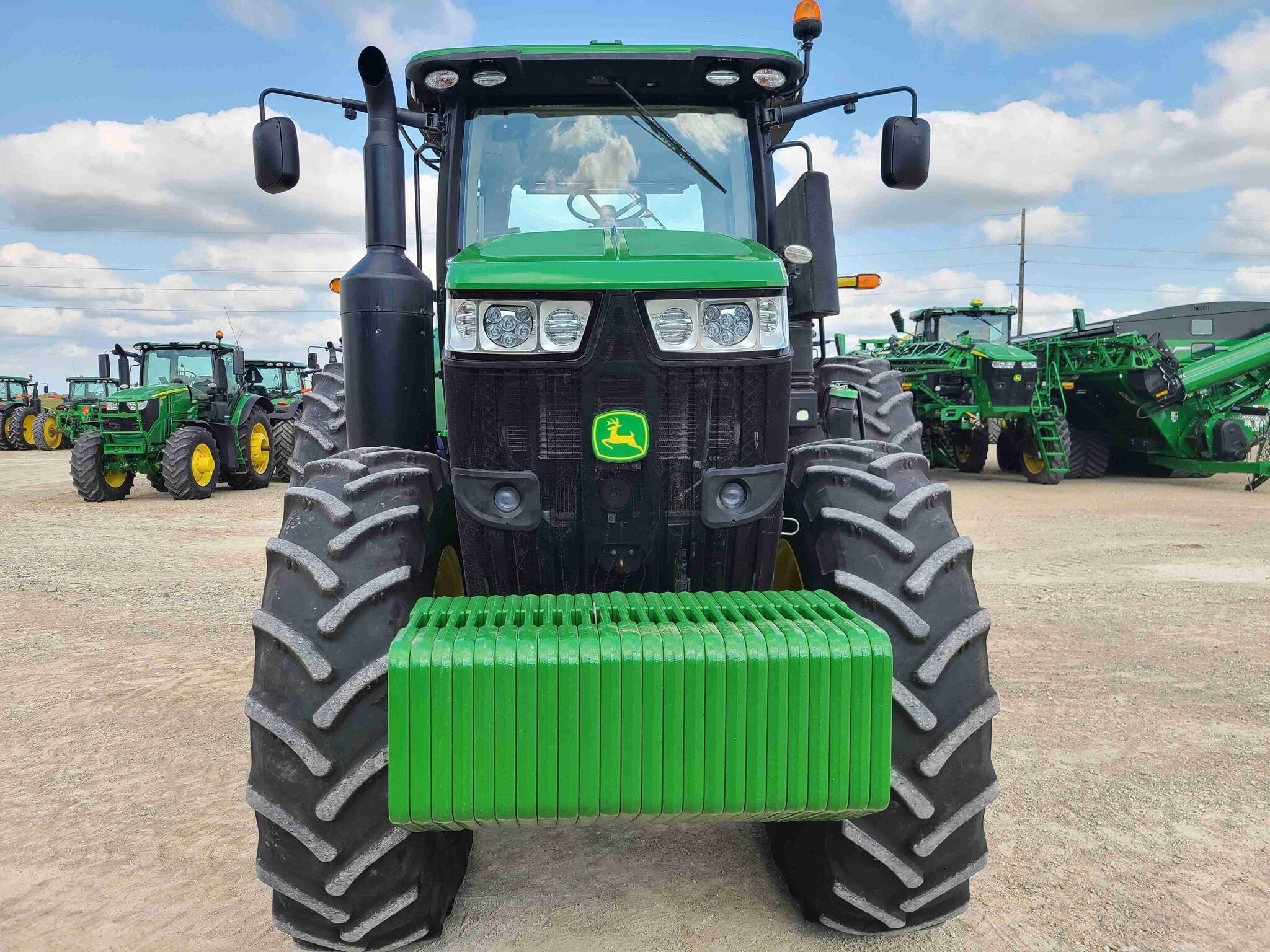 2014 John Deere 7290R Tractor