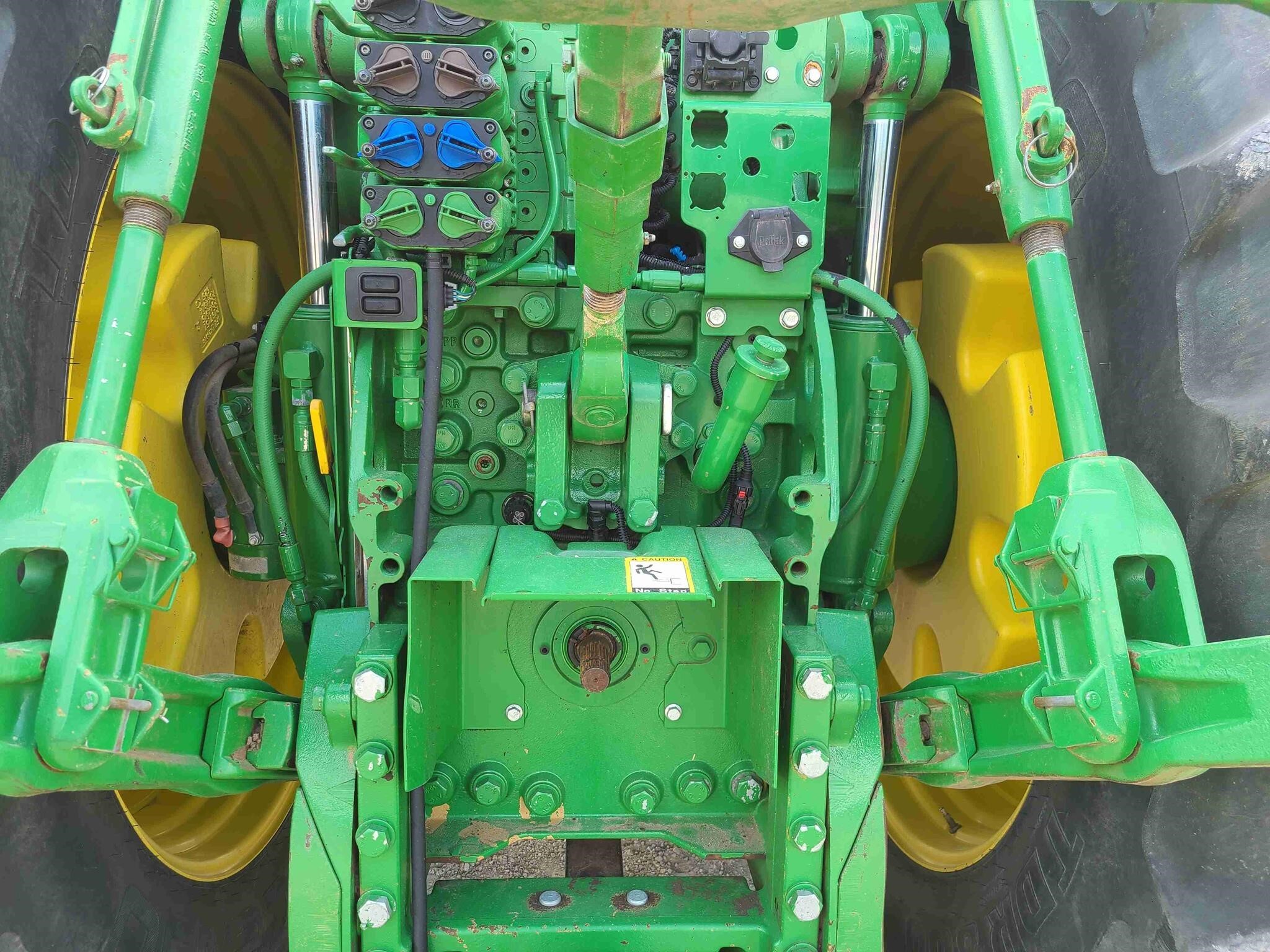 2014 John Deere 7290R Tractor