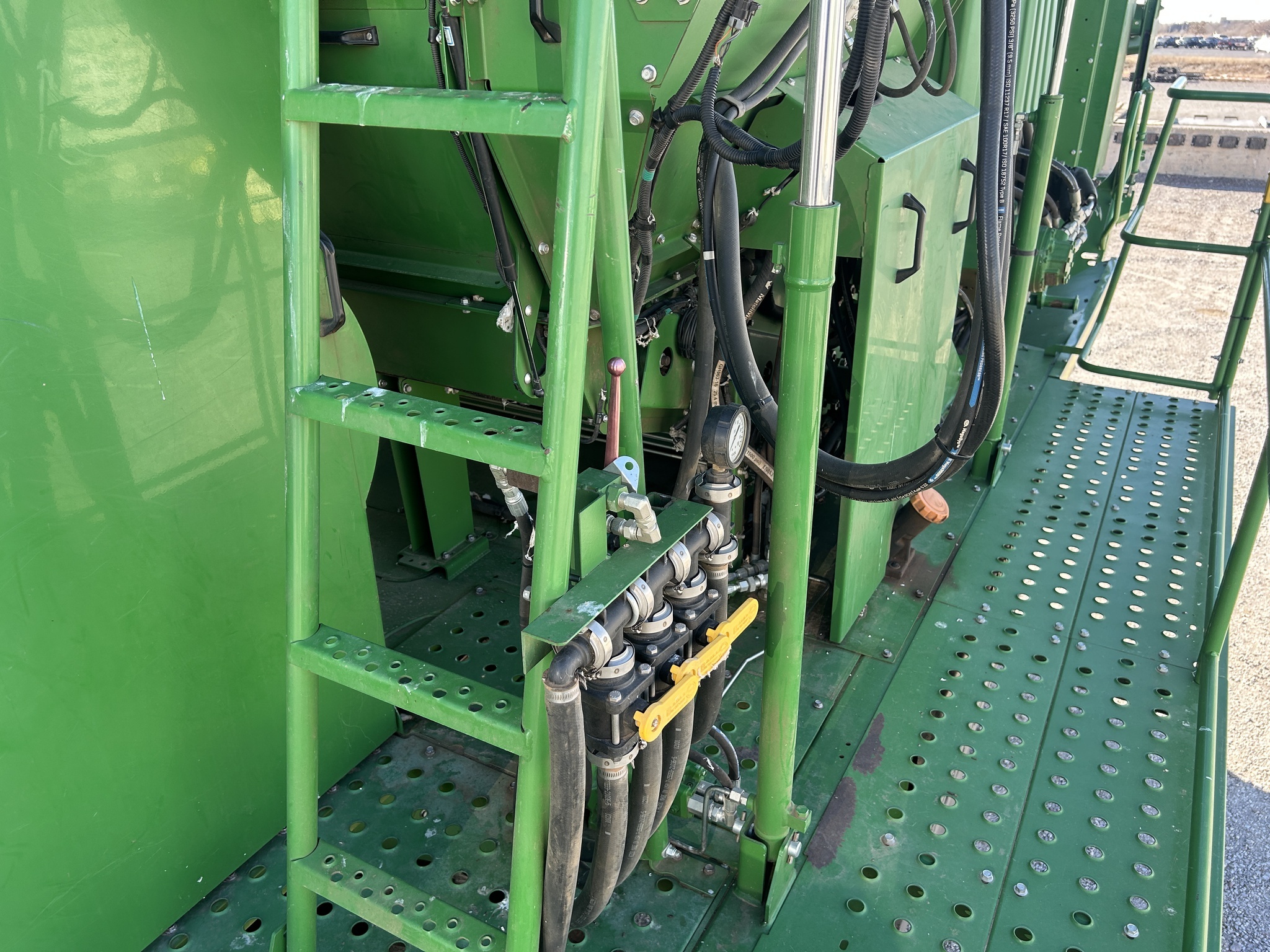 2018 John Deere CS690 Cotton Equipment