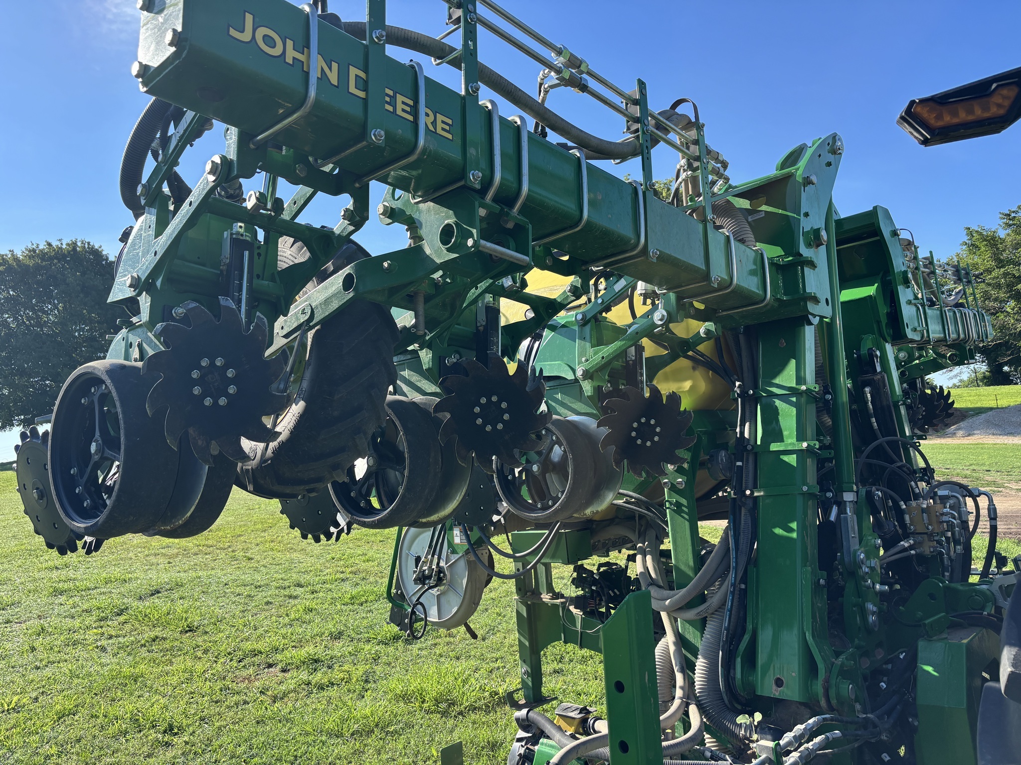 2025 John Deere 1725 CCS Planter